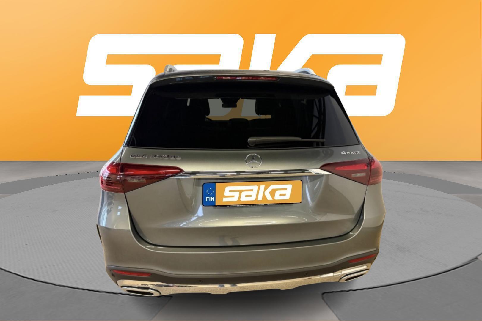 MERCEDES-BENZ GLE 2025