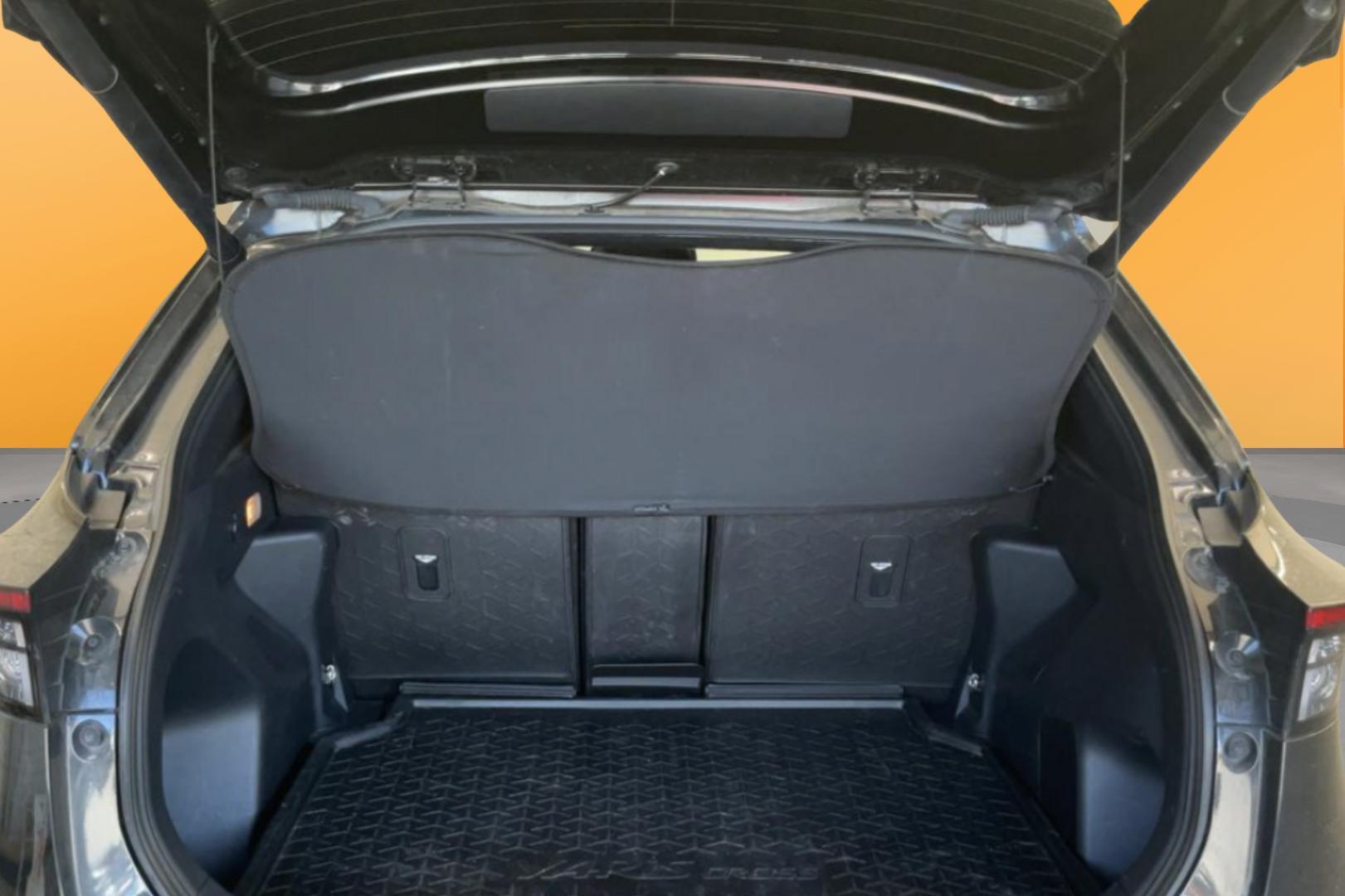 TOYOTA Yaris Cross 2024