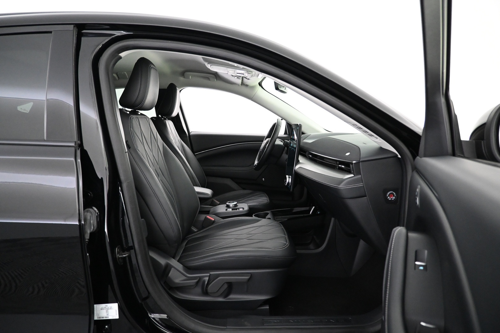 FORD Mustang Mach-E 2021