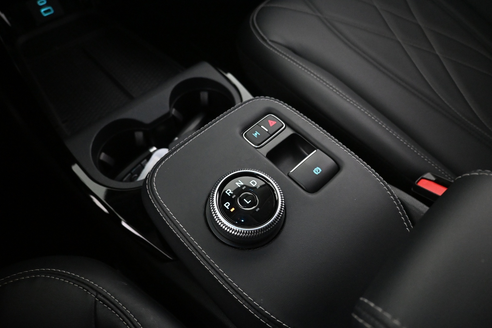 FORD Mustang Mach-E 2021