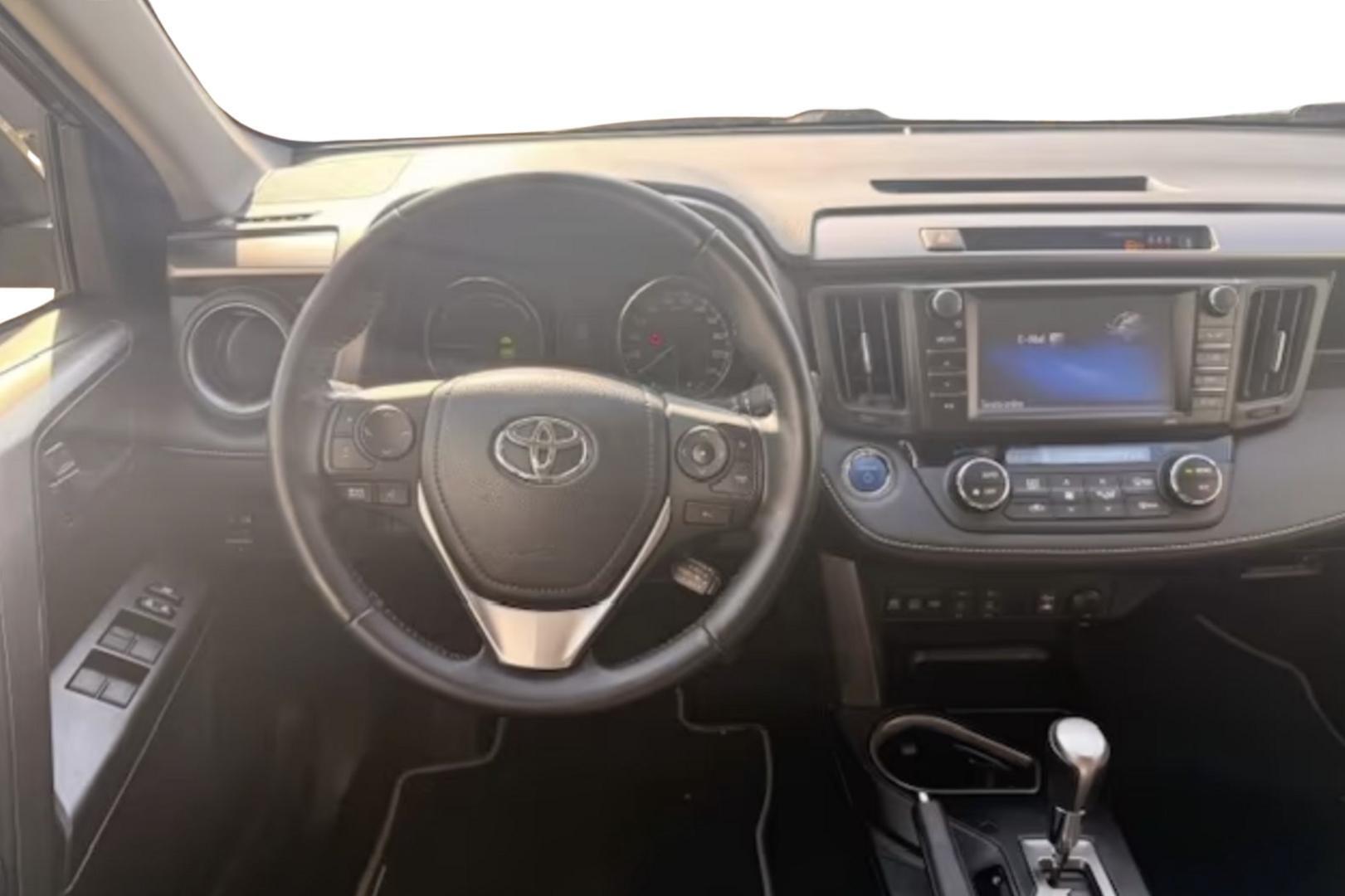 TOYOTA RAV4 2016