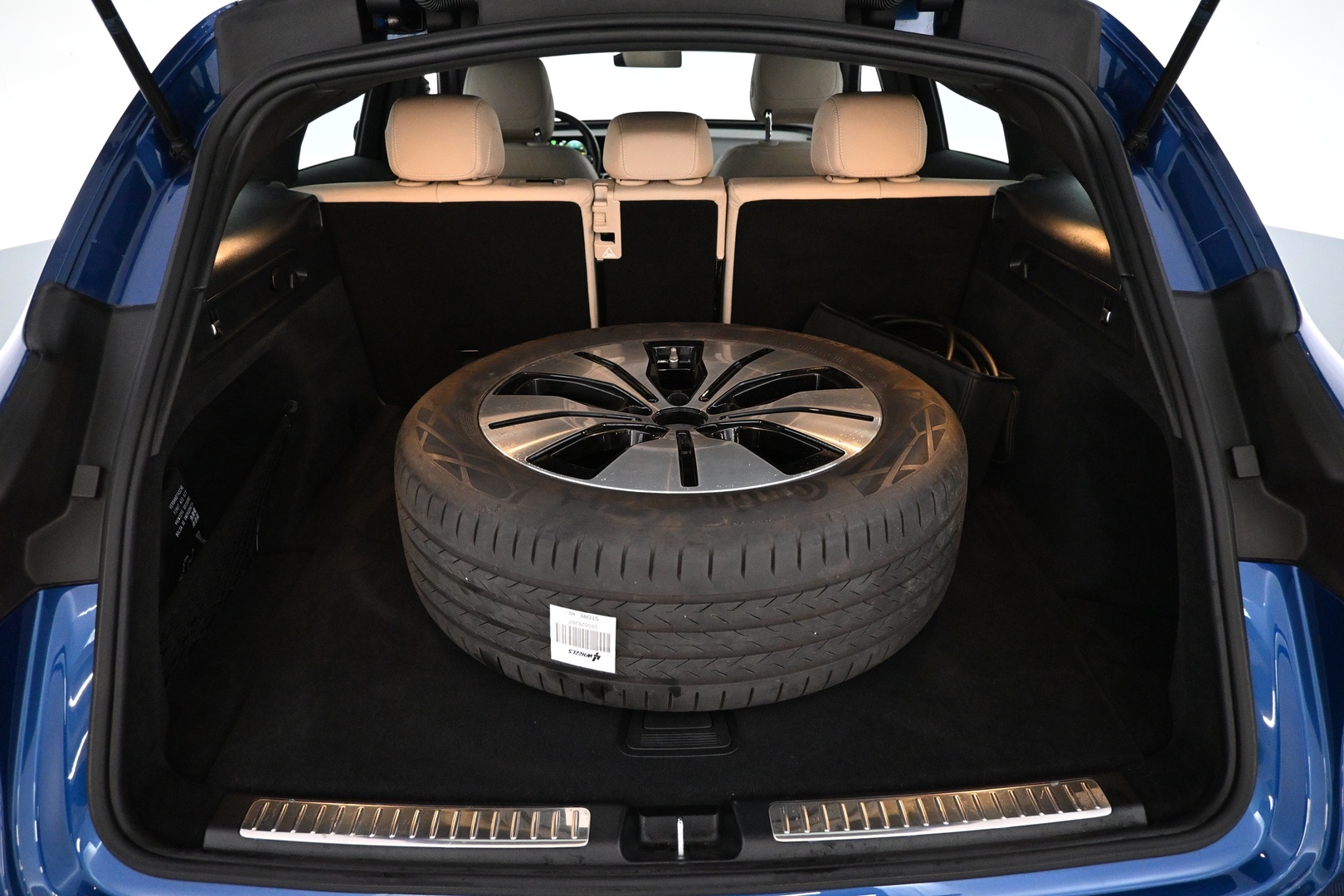 MERCEDES-BENZ EQC 2023