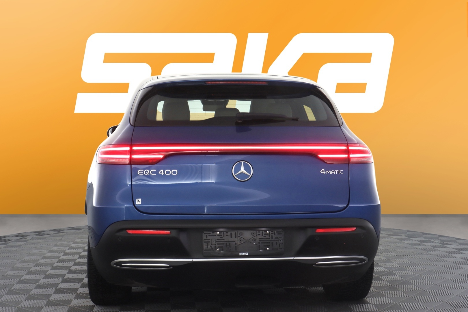 MERCEDES-BENZ EQC 2023