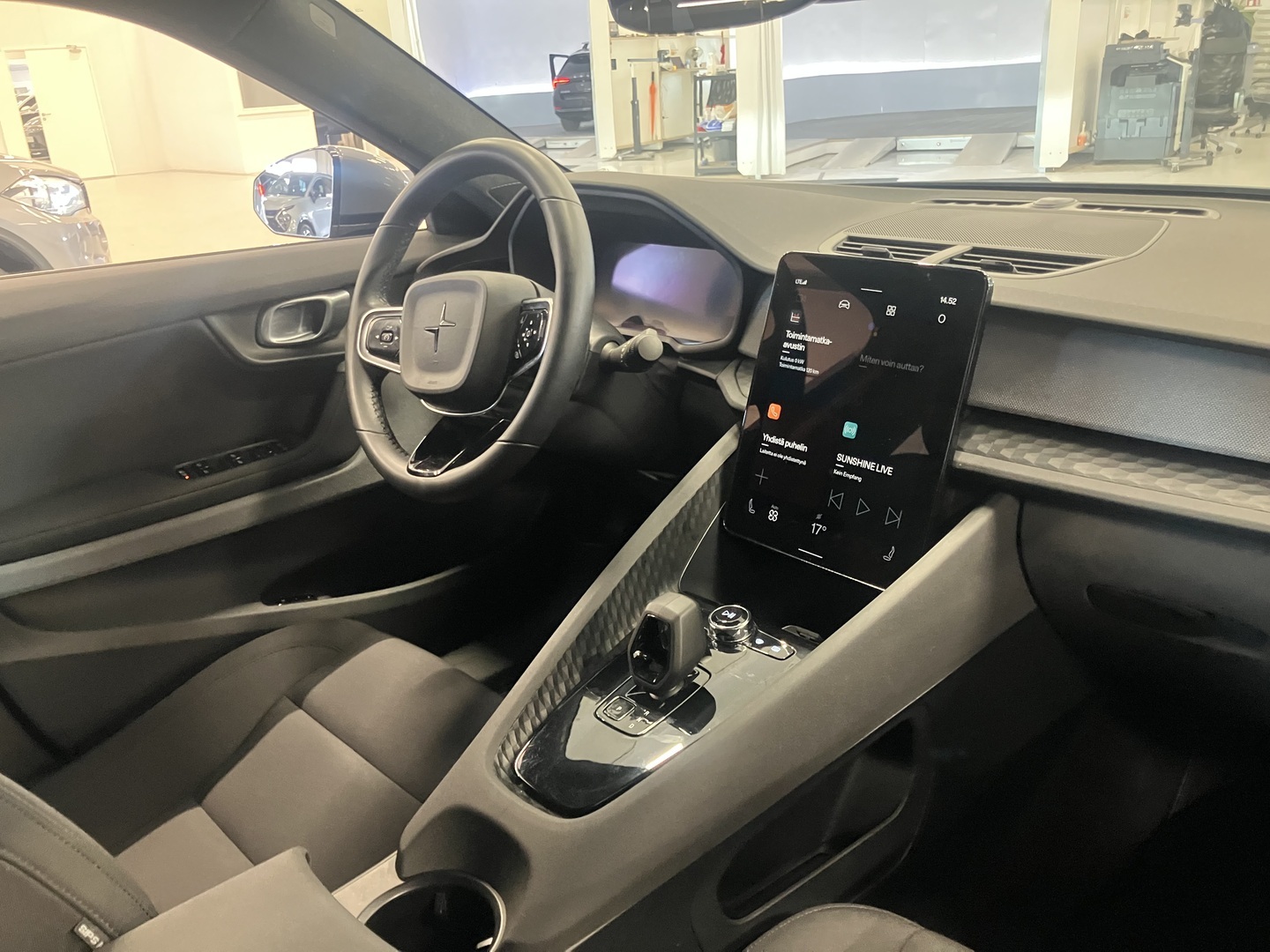 POLESTAR 2 2022