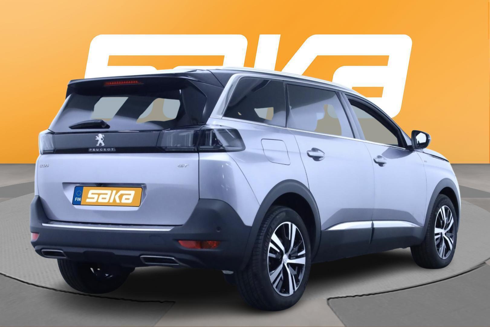 PEUGEOT 5008 2023