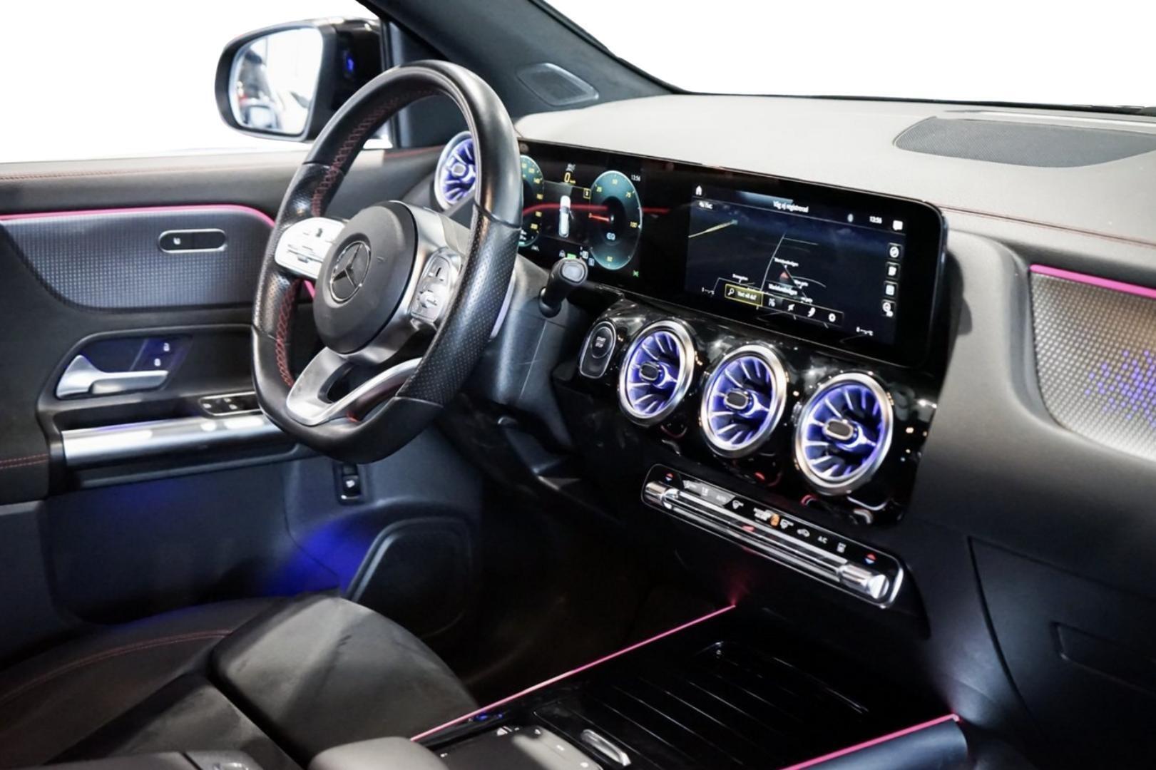 MERCEDES-BENZ EQA 2023