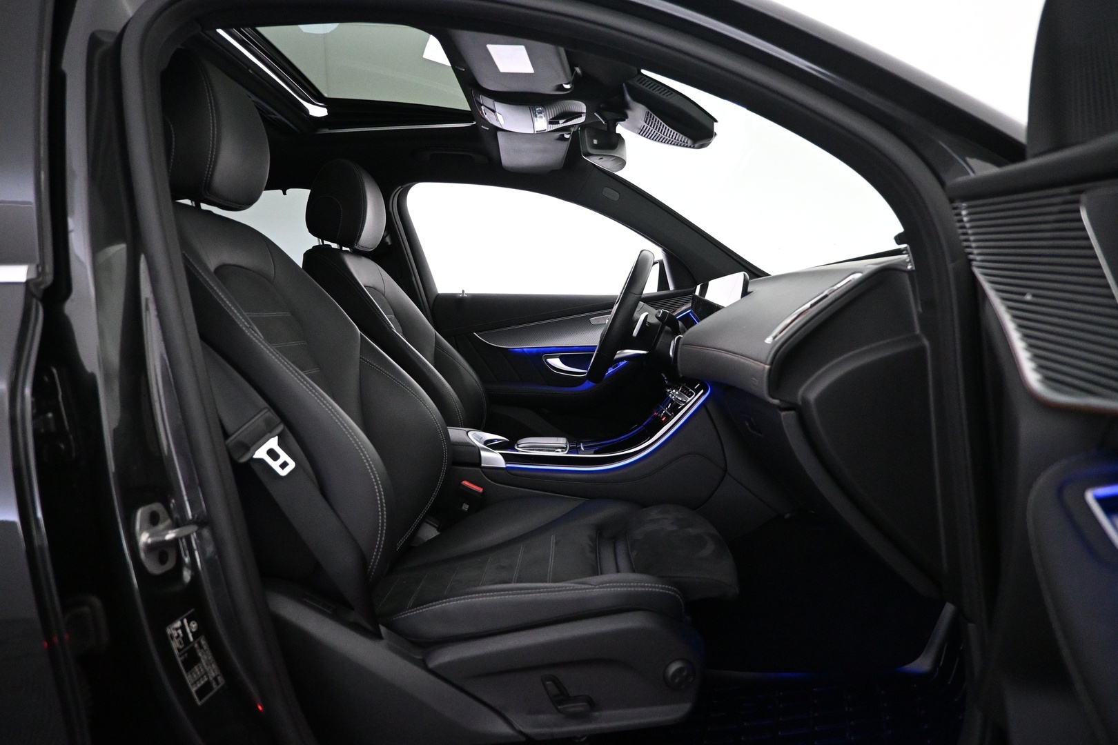 MERCEDES-BENZ EQC 2023