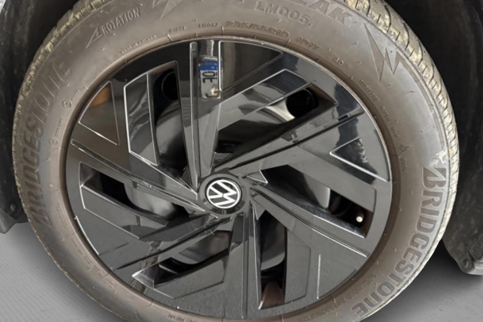 VOLKSWAGEN ID.4 2023