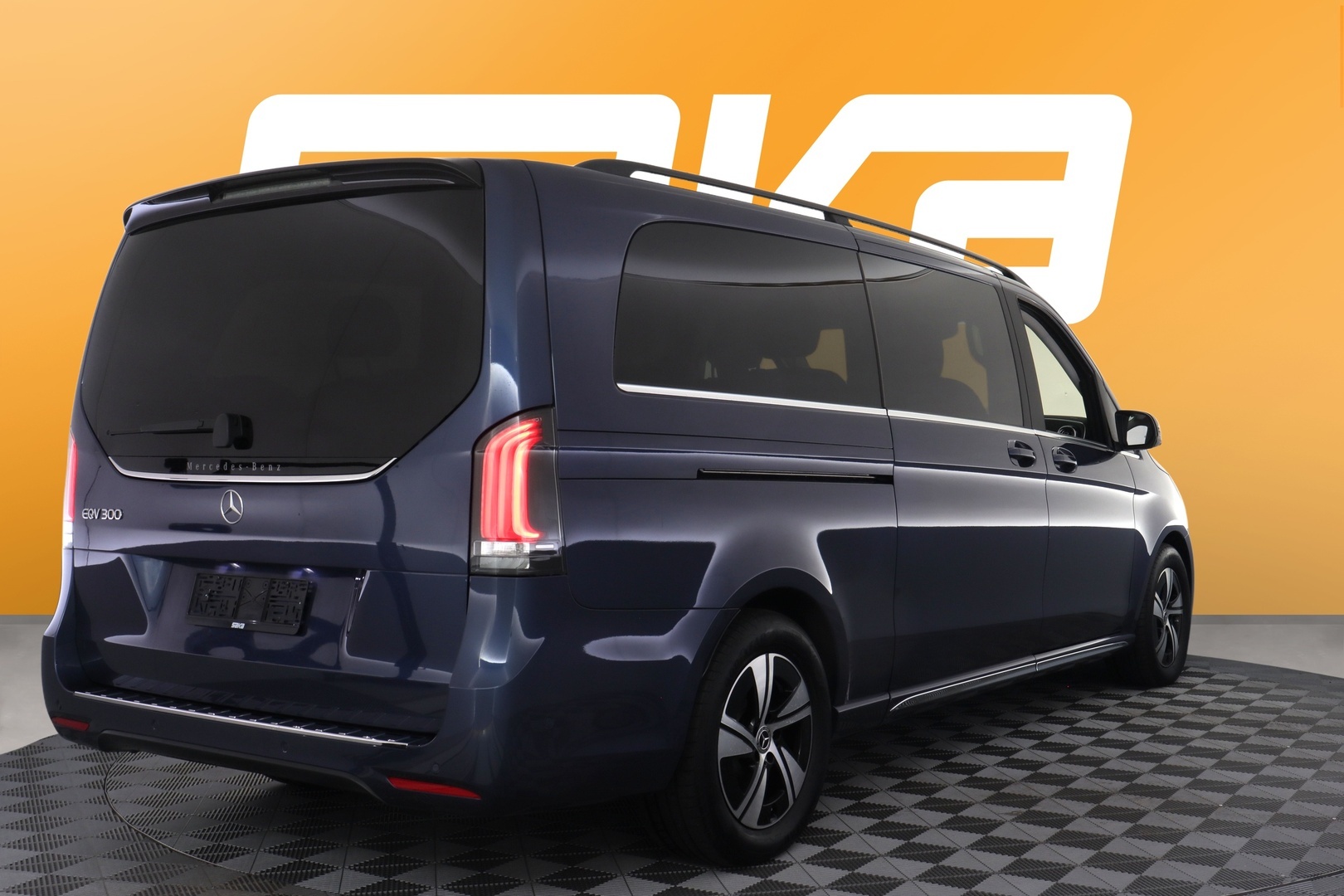 MERCEDES-BENZ EQV 2026