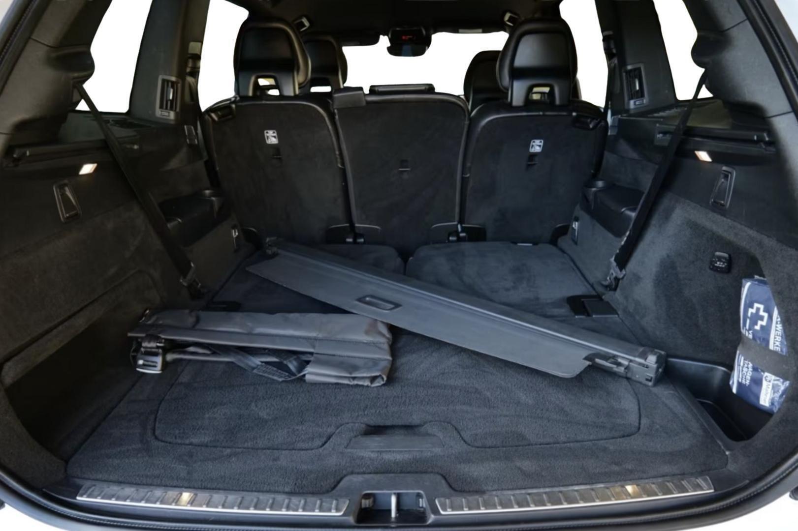 VOLVO XC90 2016