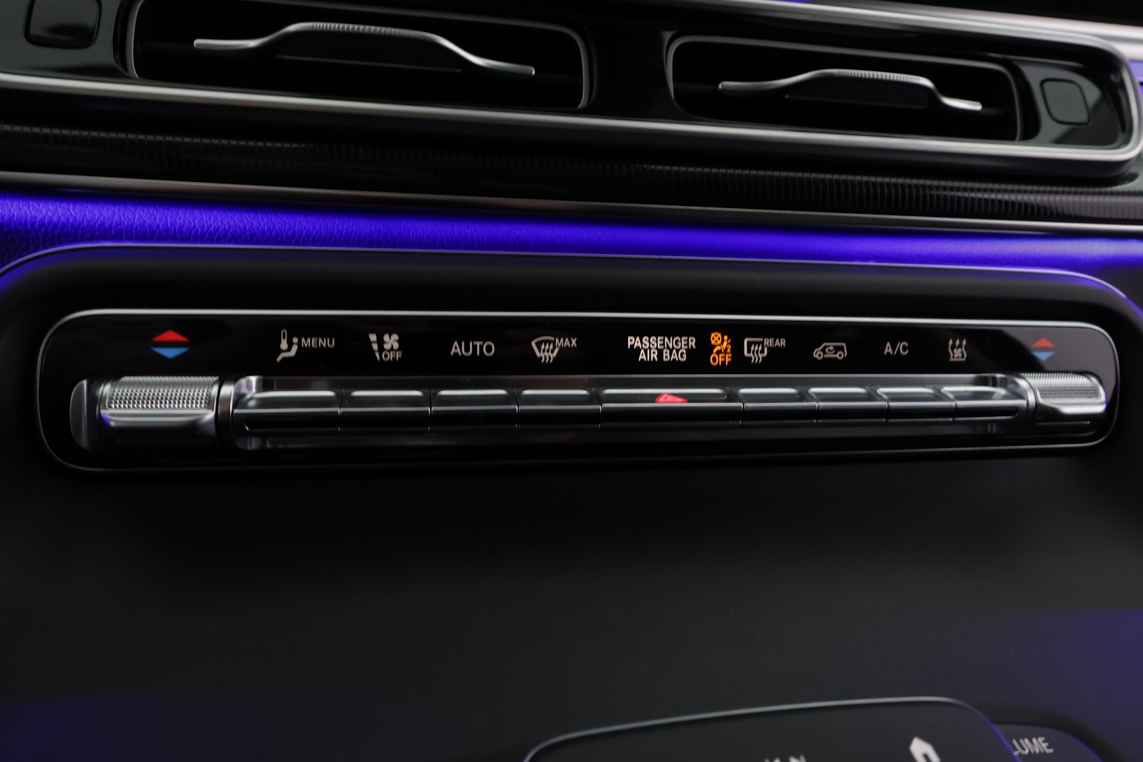 MERCEDES-BENZ EQV 2025