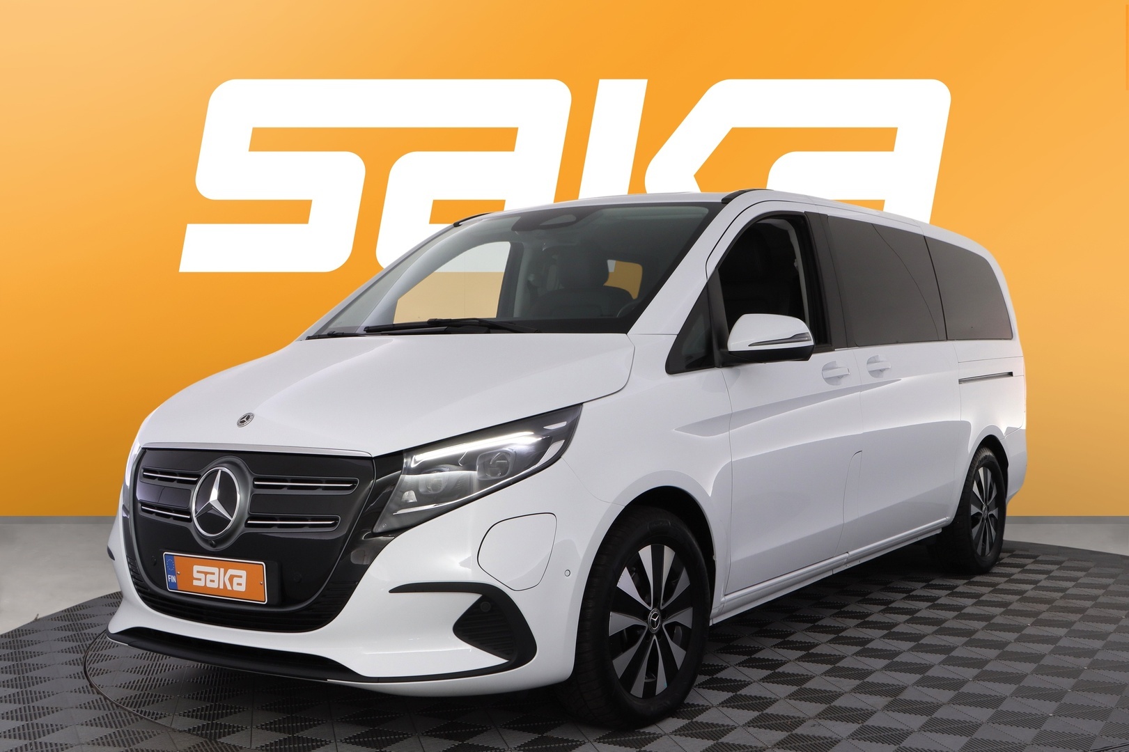 MERCEDES-BENZ EQV 2025