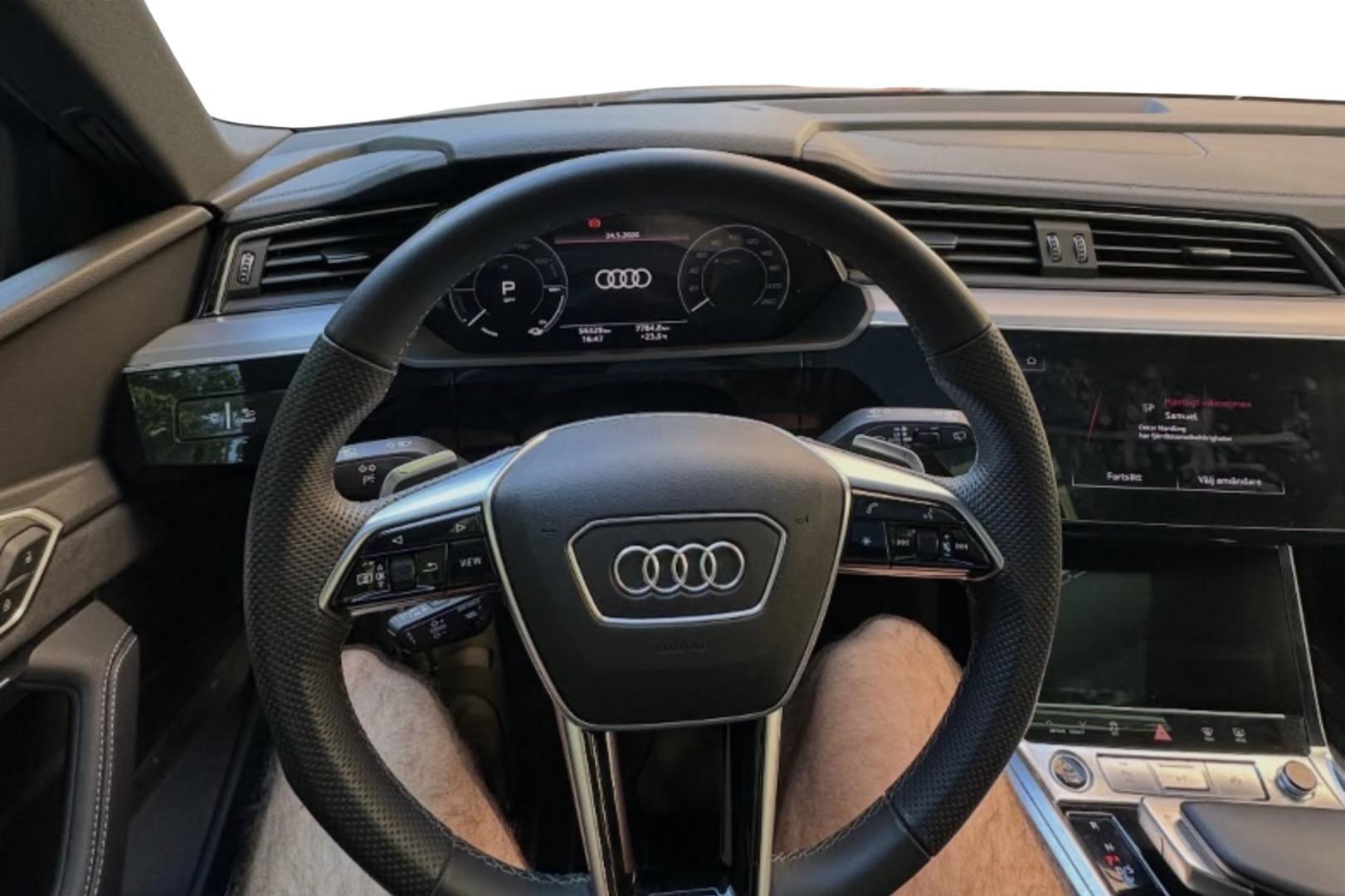 AUDI Q8 e-tron 2024