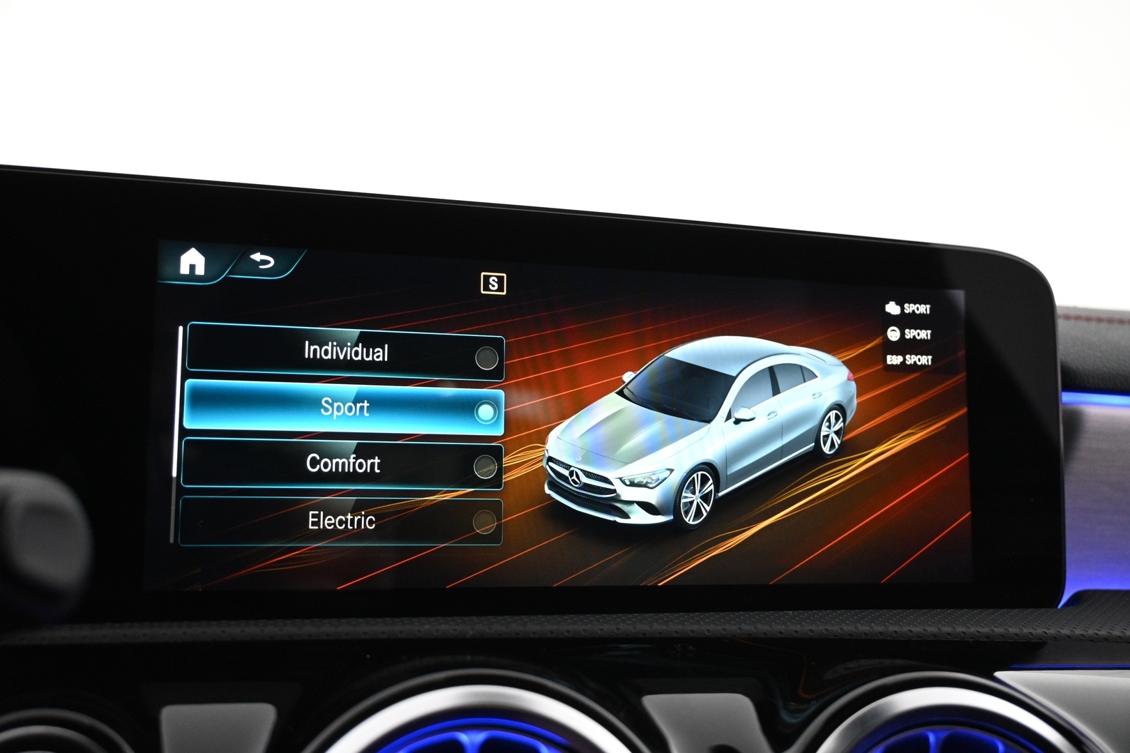 MERCEDES-BENZ CLA 2022