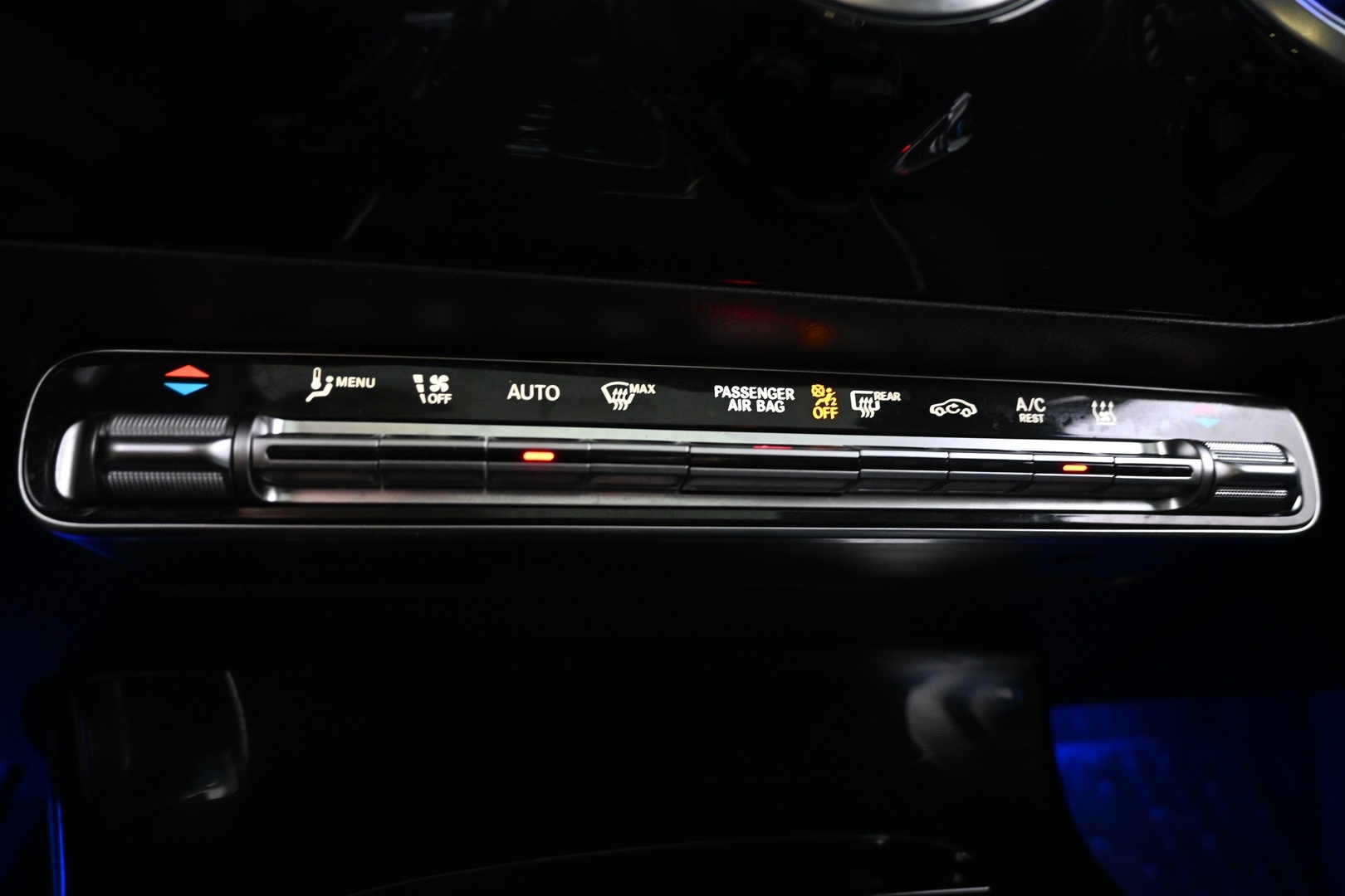 MERCEDES-BENZ CLA 2022