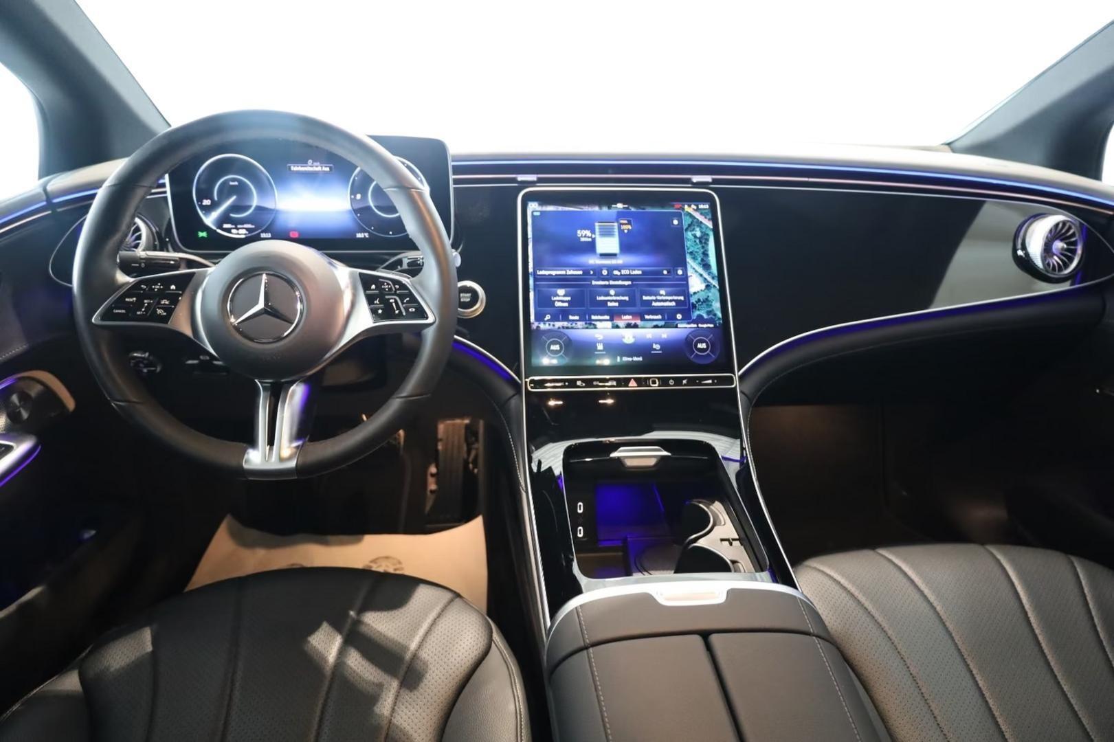 MERCEDES-BENZ EQE 2025
