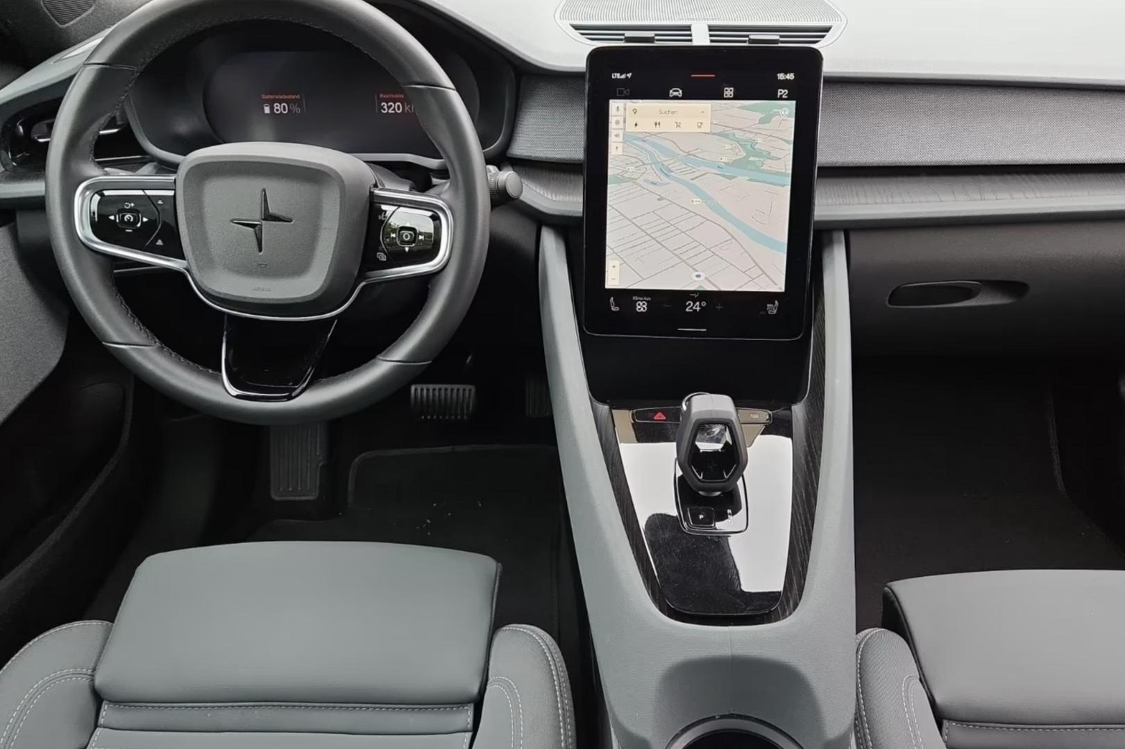 POLESTAR 2 2023