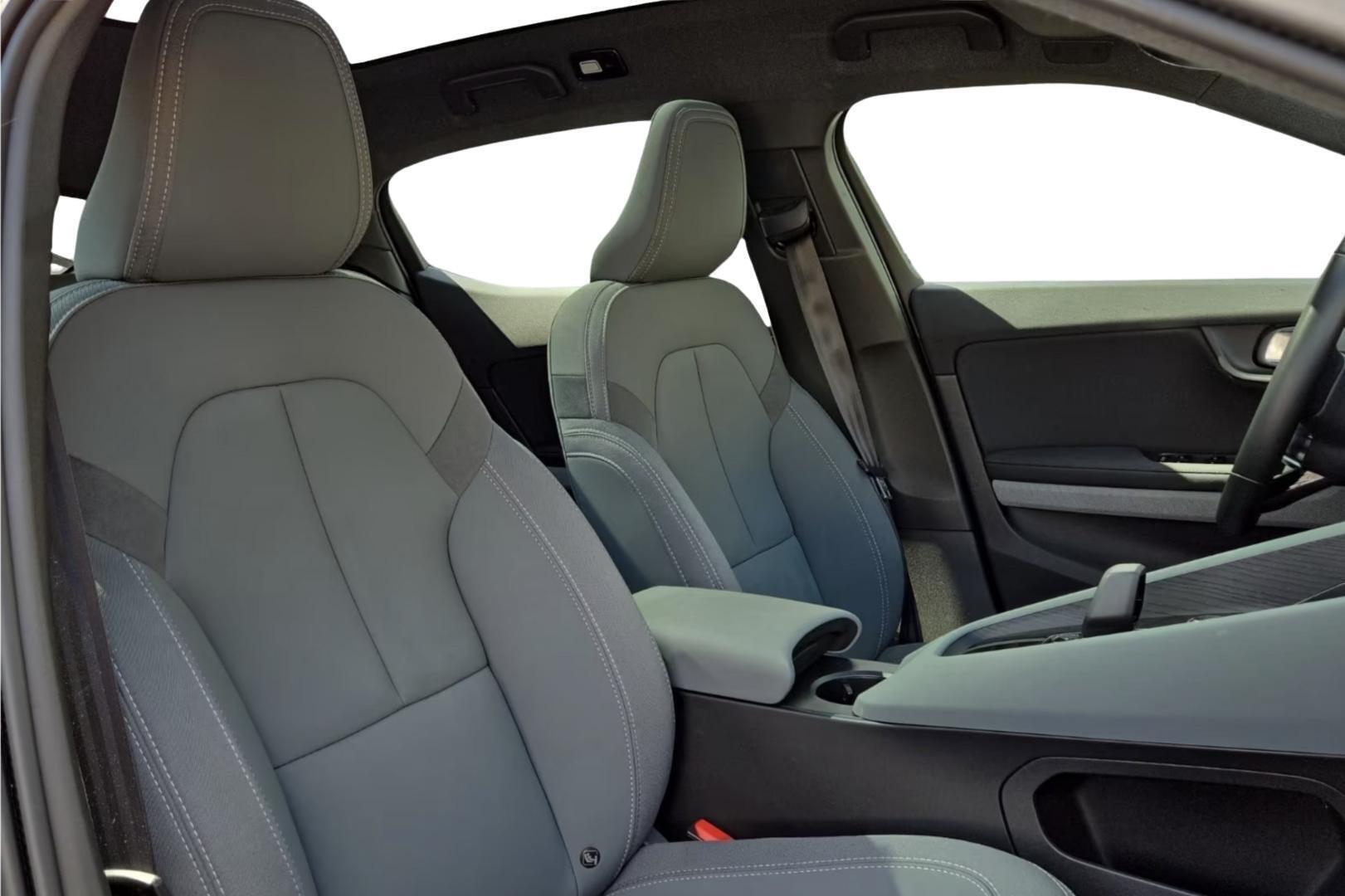 POLESTAR 2 2023