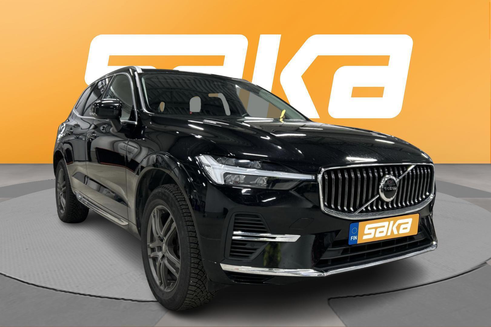 VOLVO XC60 2023
