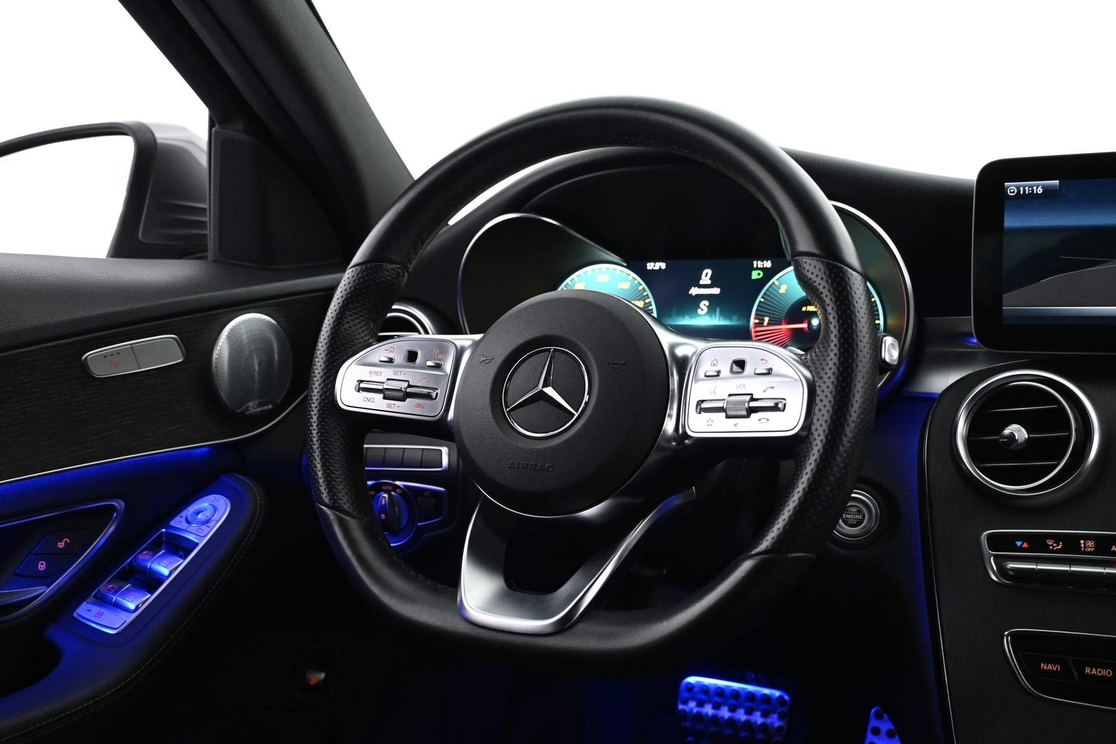 MERCEDES-BENZ C 2019