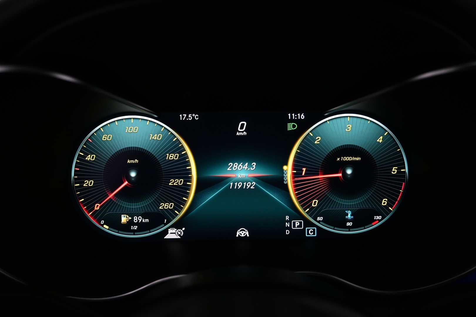 MERCEDES-BENZ C 2019