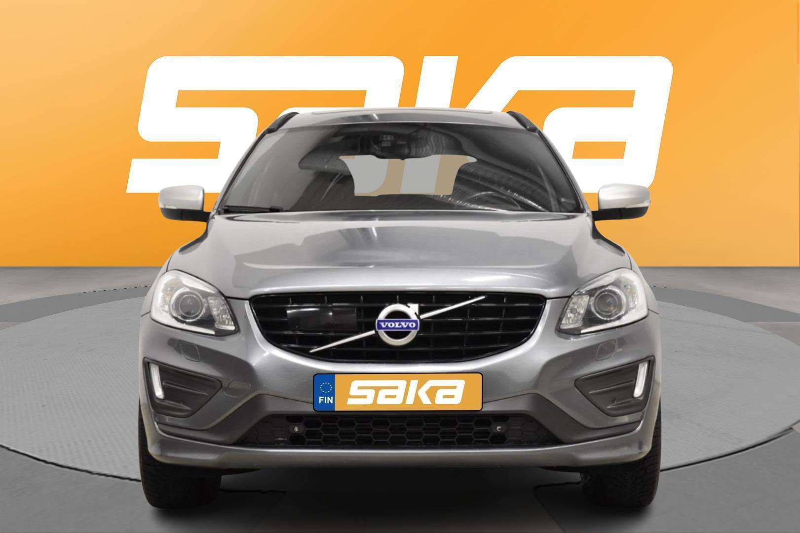VOLVO XC60 2017