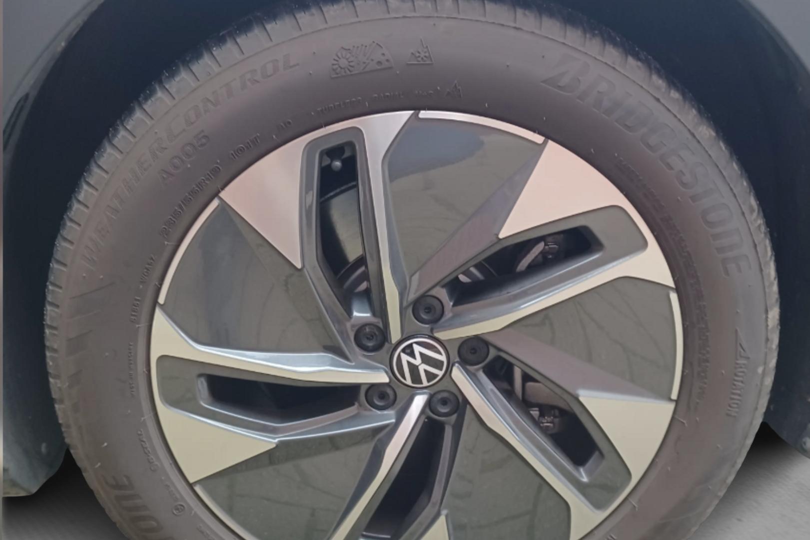 VOLKSWAGEN ID.4 2023