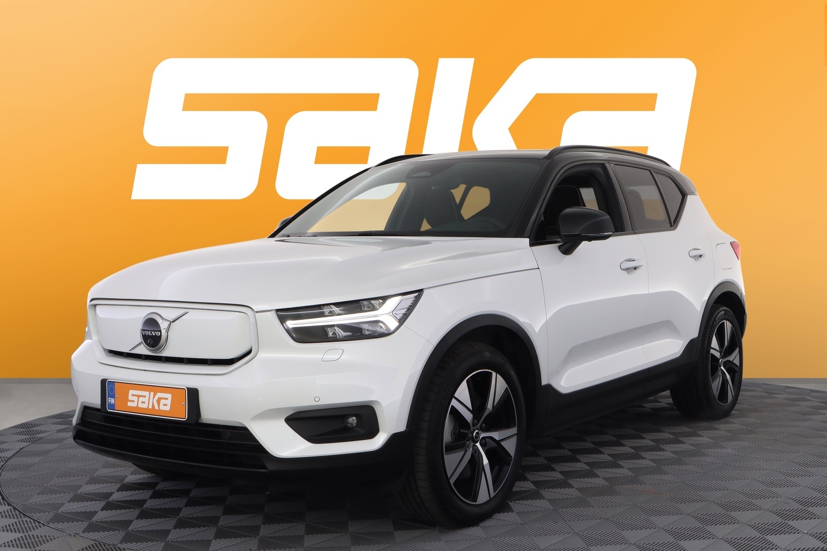 VOLVO XC40 2021