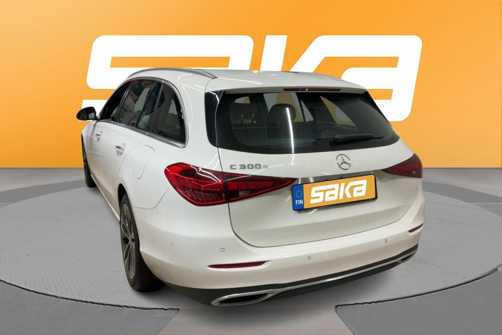 MERCEDES-BENZ C 2023