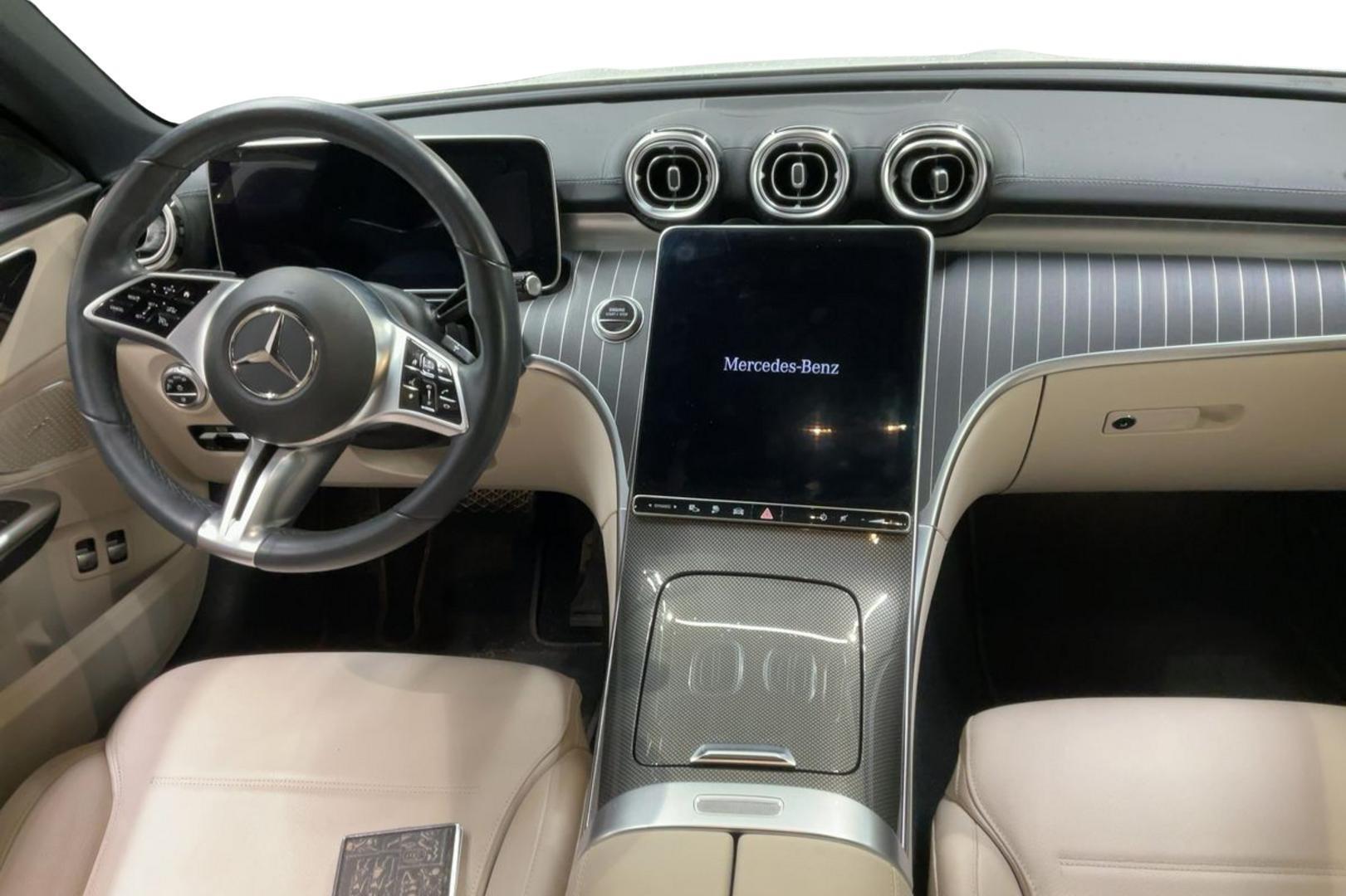 MERCEDES-BENZ C 2023