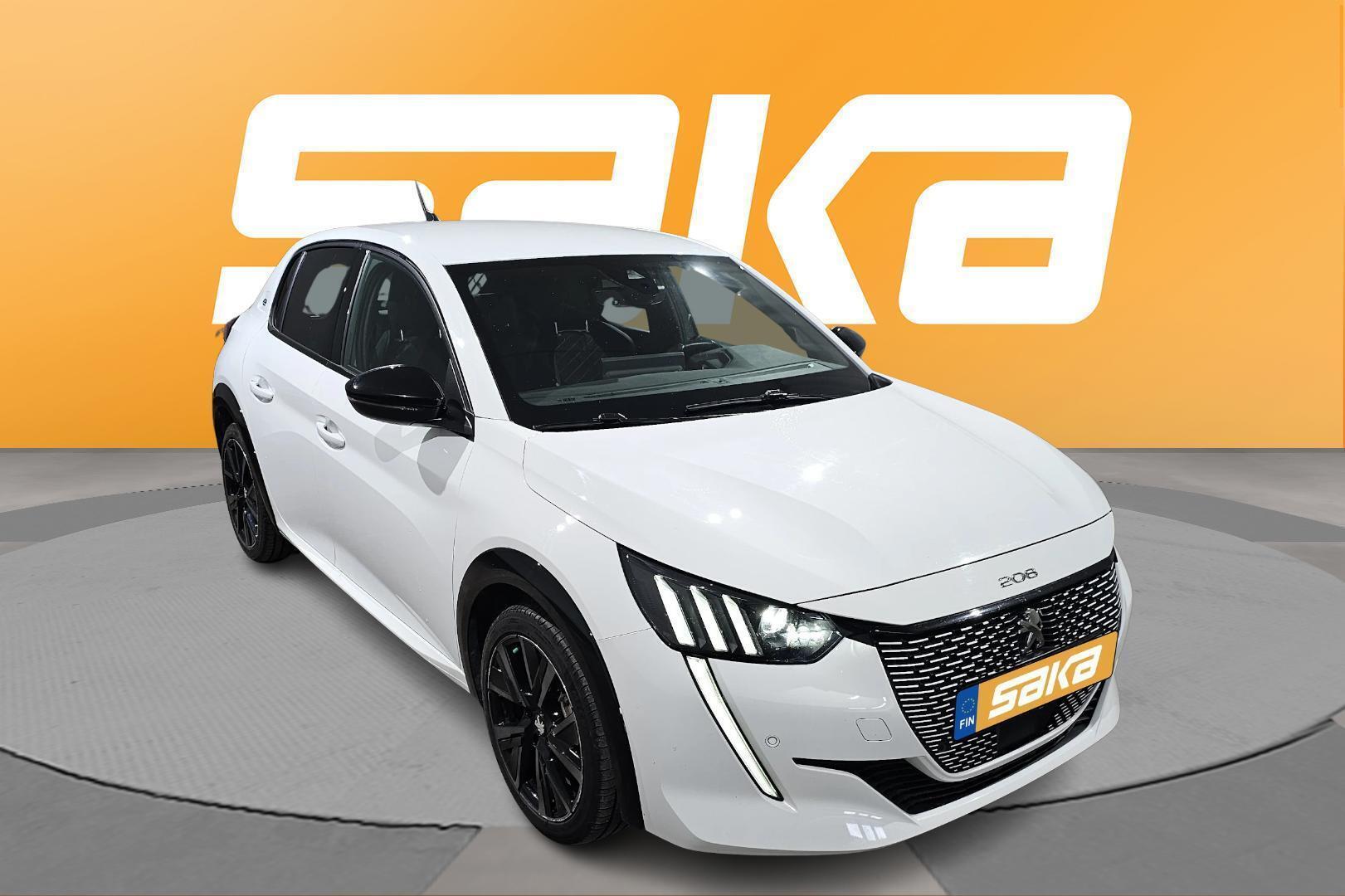 PEUGEOT e-208 2022