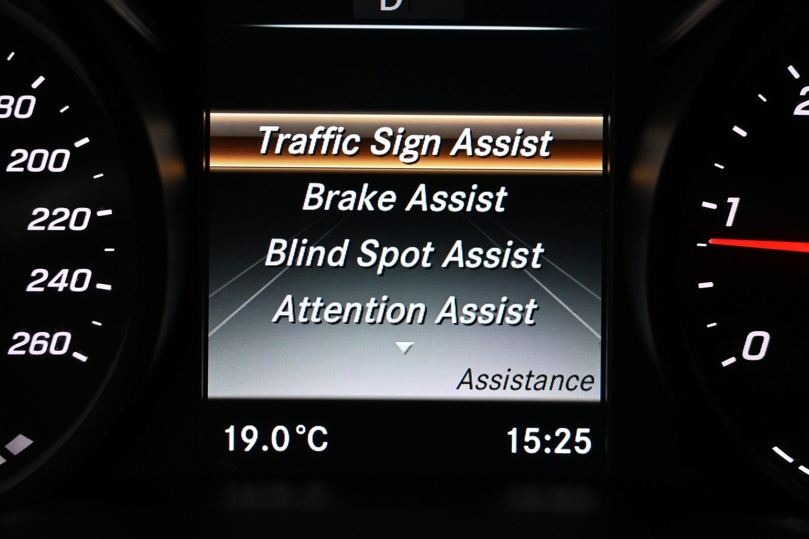 MERCEDES-BENZ V 2019