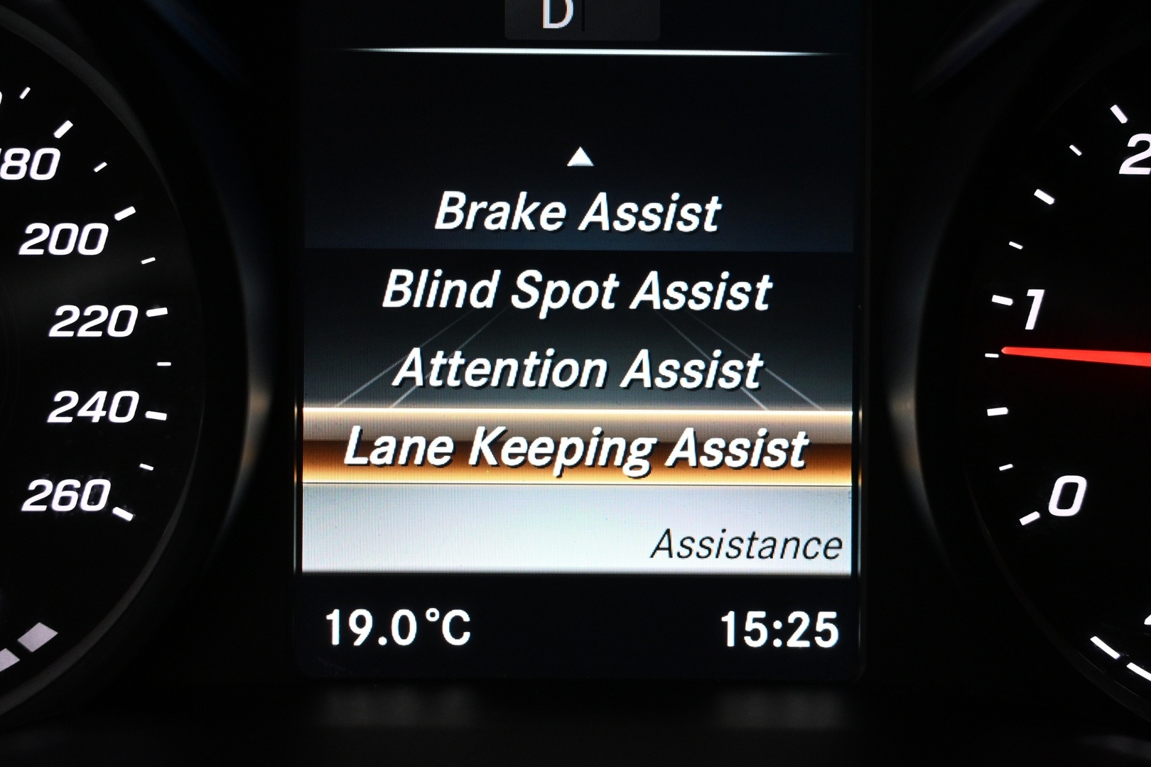 MERCEDES-BENZ V 2019