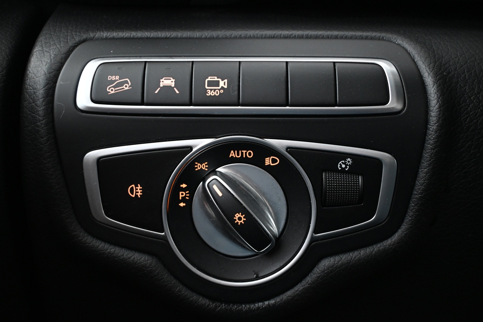 MERCEDES-BENZ V 2019