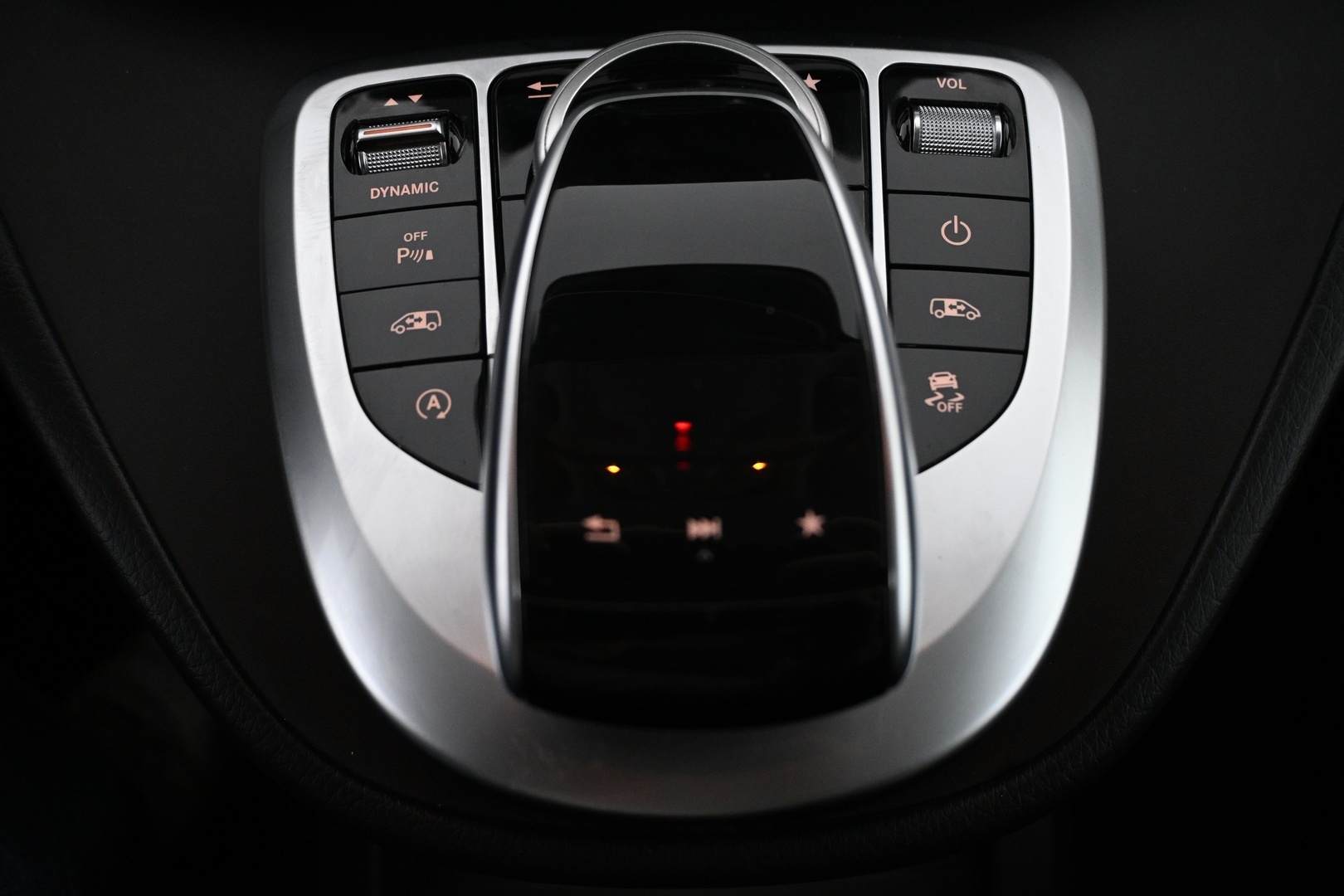 MERCEDES-BENZ V 2019