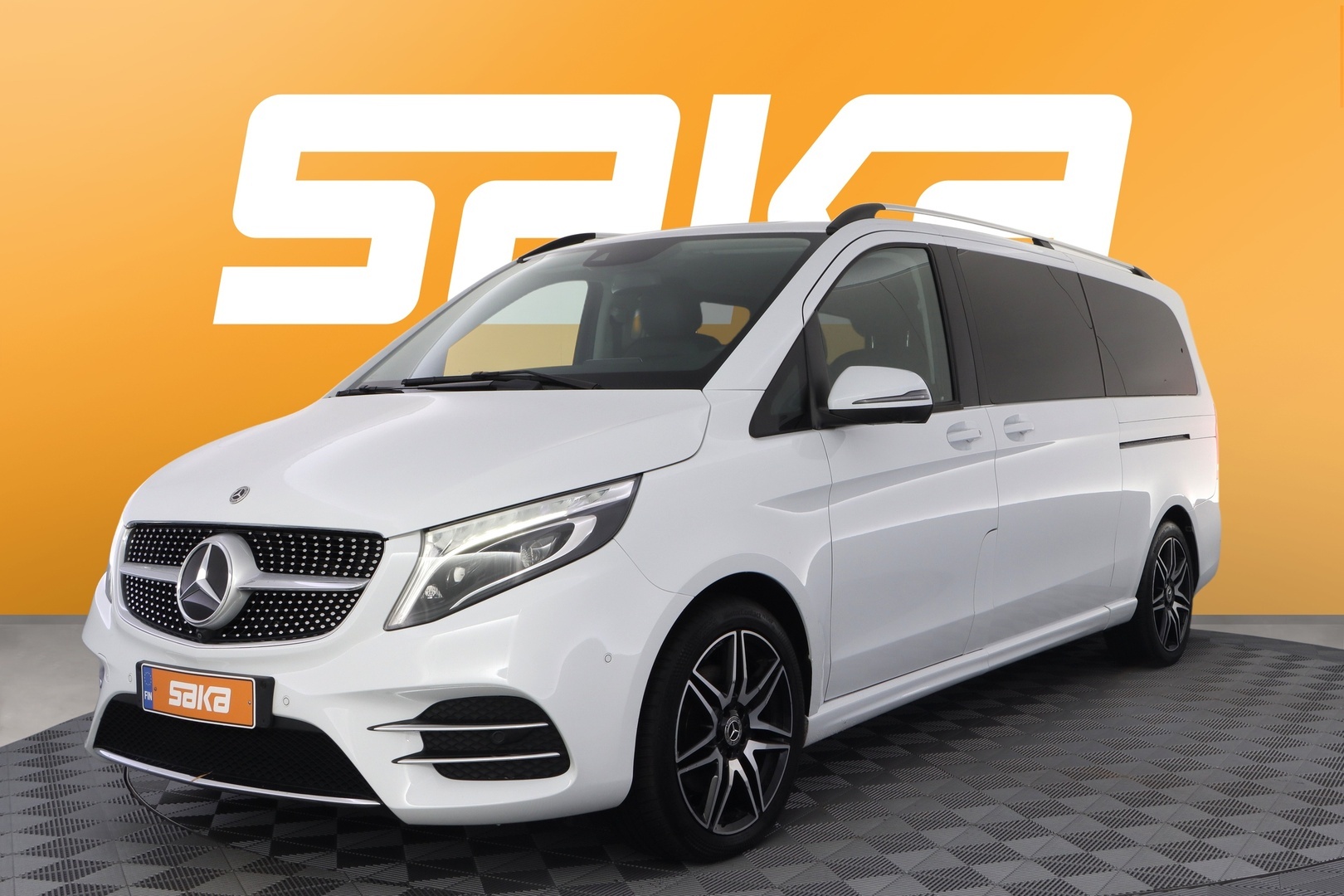 MERCEDES-BENZ V 2019