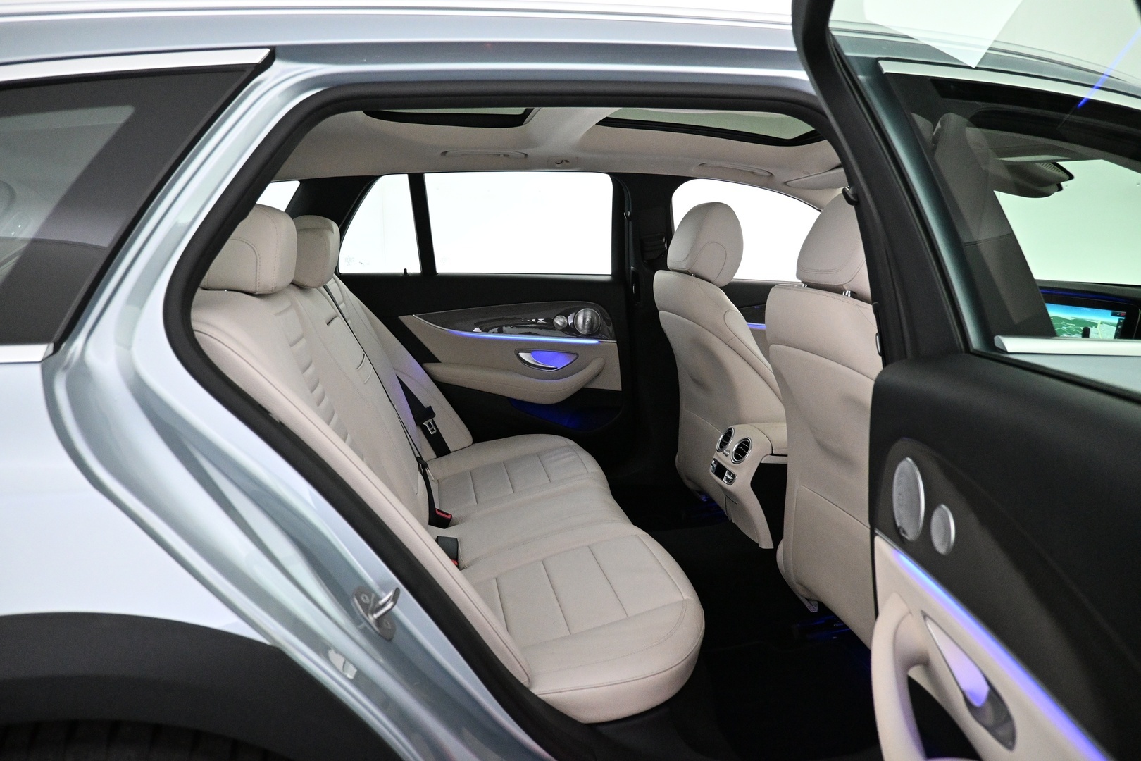 MERCEDES-BENZ E 2017