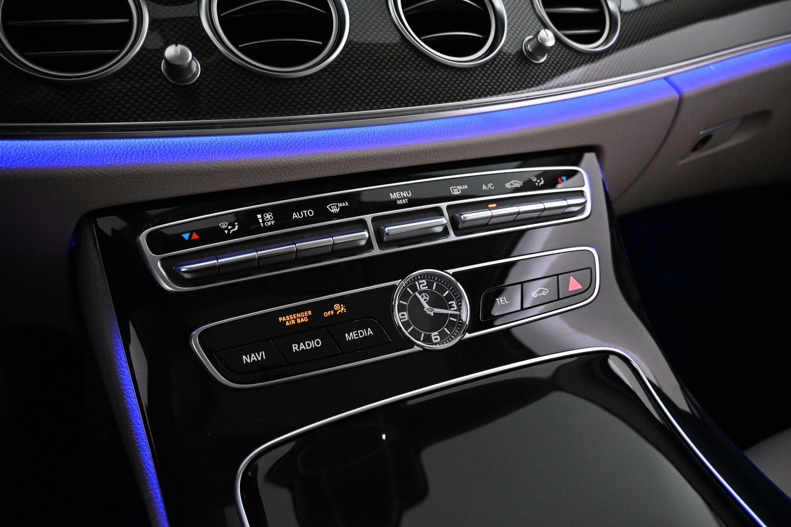 MERCEDES-BENZ E 2017