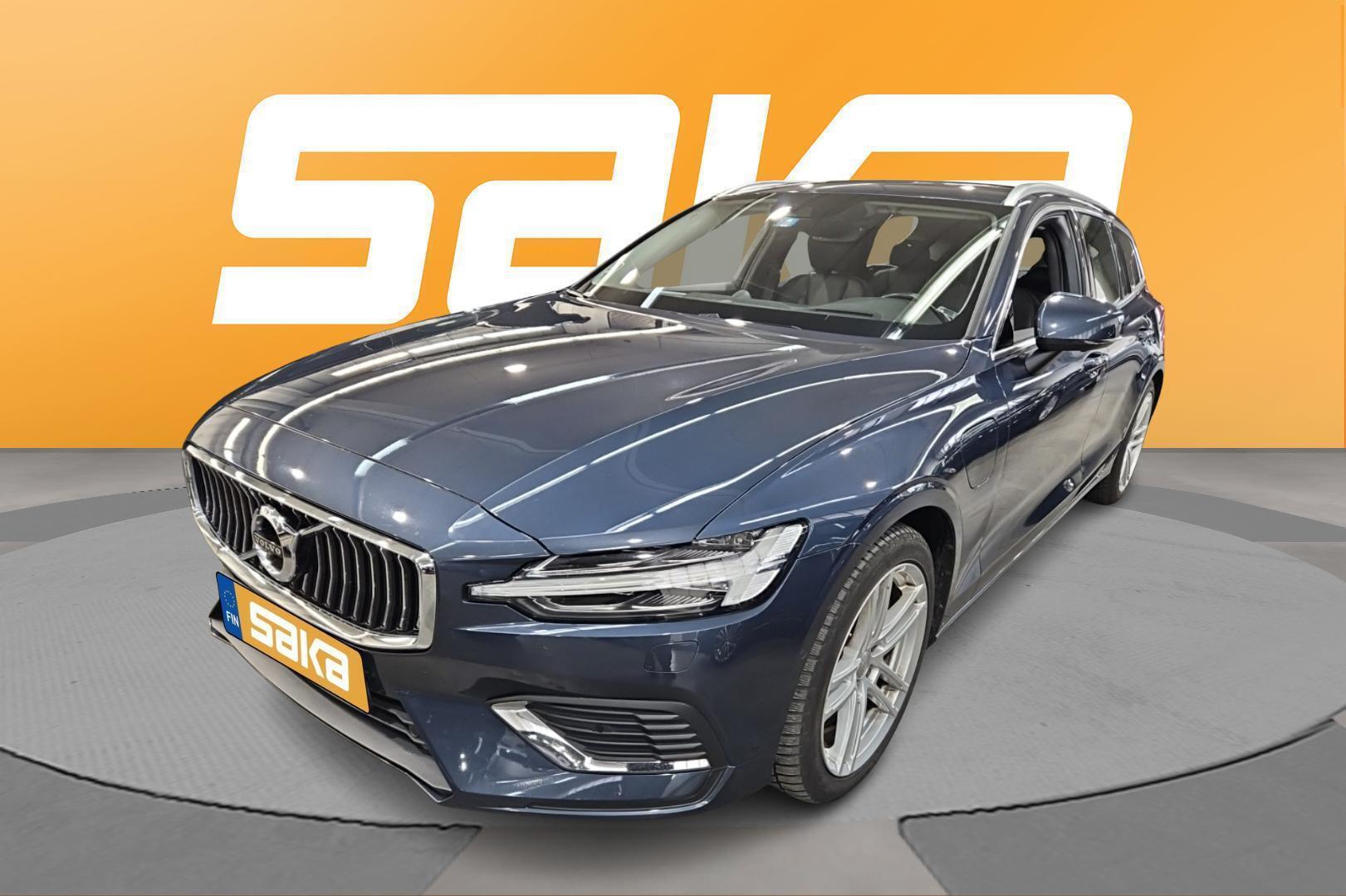 VOLVO V60 2022