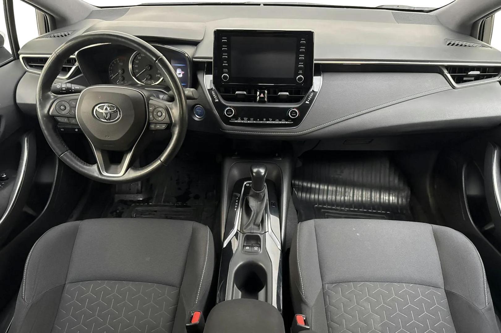 TOYOTA Corolla 2021