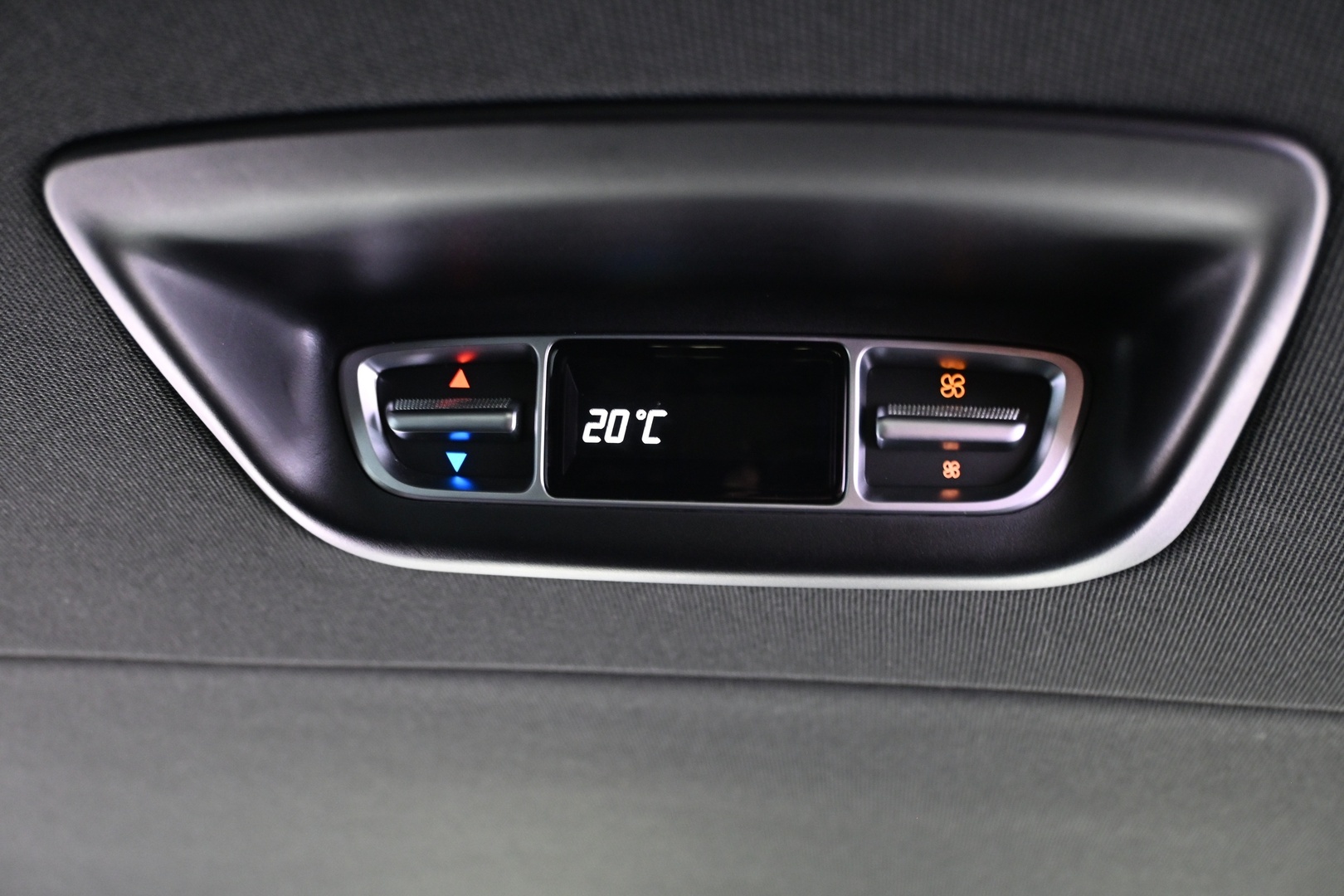 MERCEDES-BENZ EQV 2021