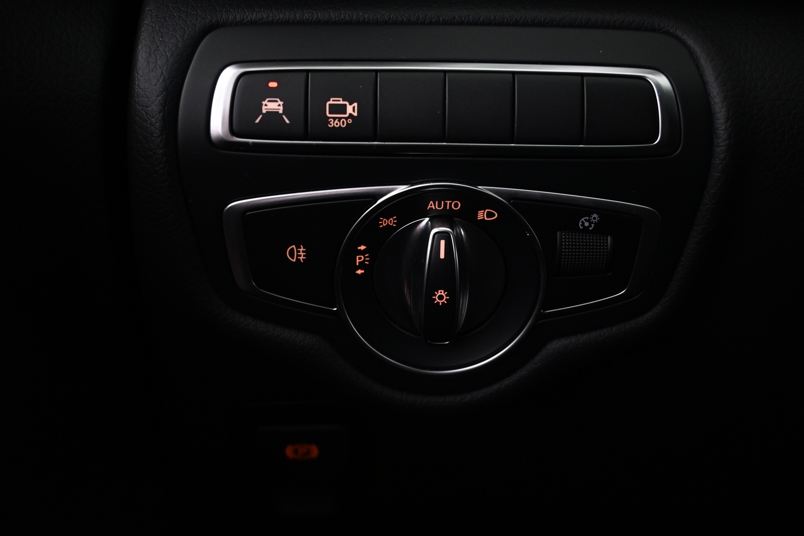 MERCEDES-BENZ EQV 2021