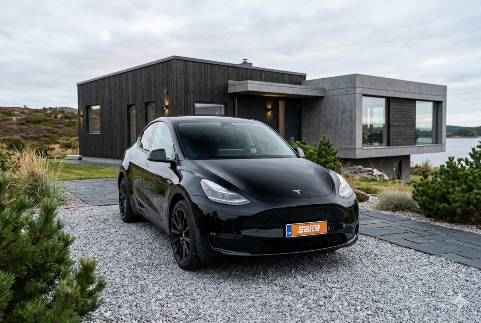 TESLA Model Y 2023