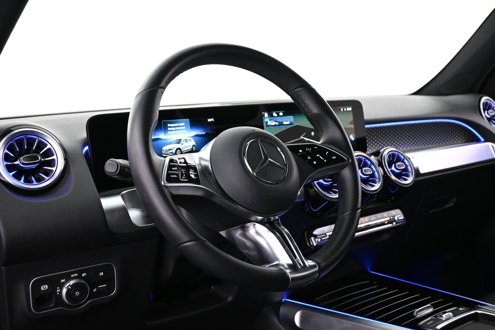 MERCEDES-BENZ EQB 2025