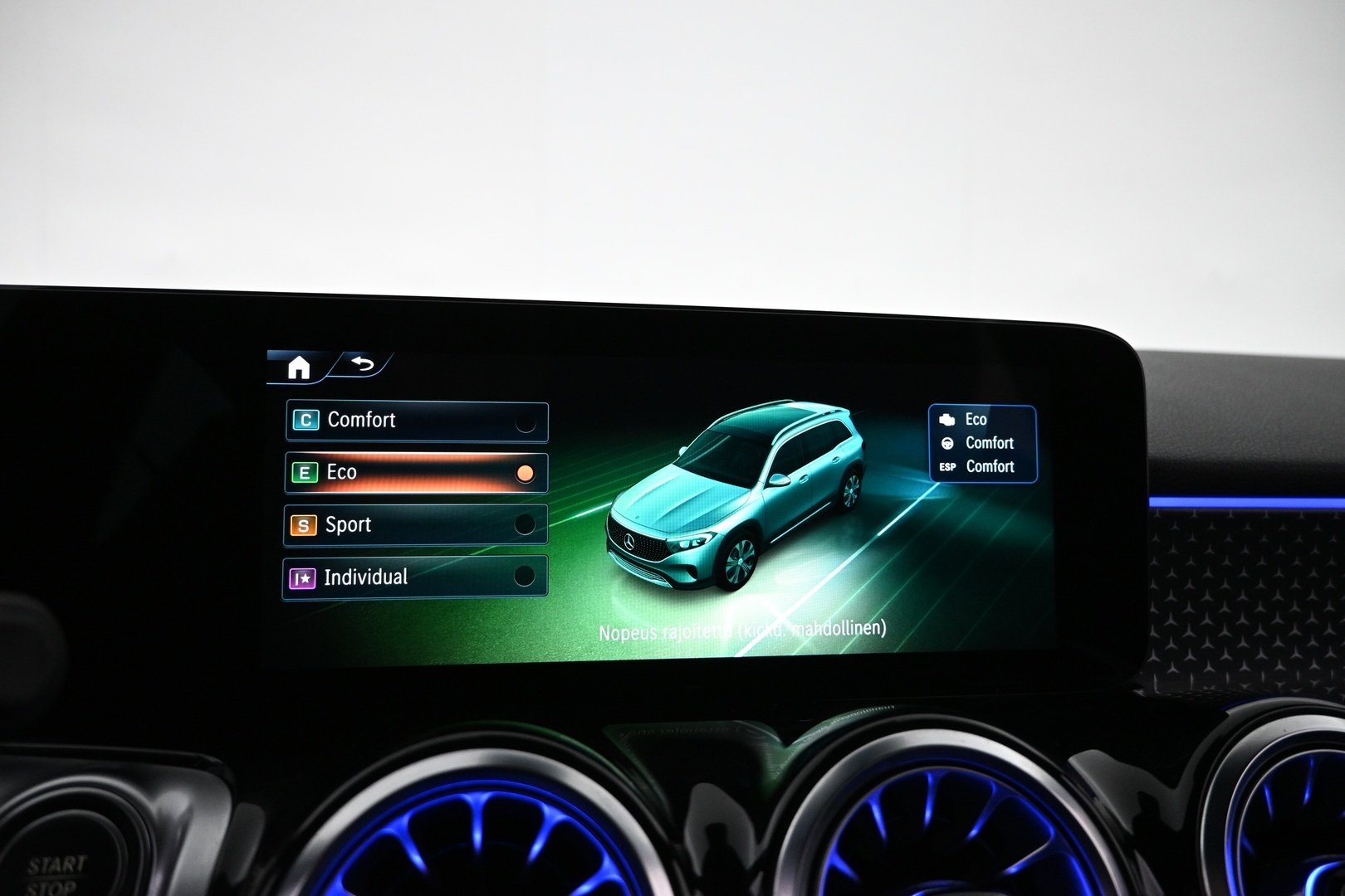 MERCEDES-BENZ EQB 2025