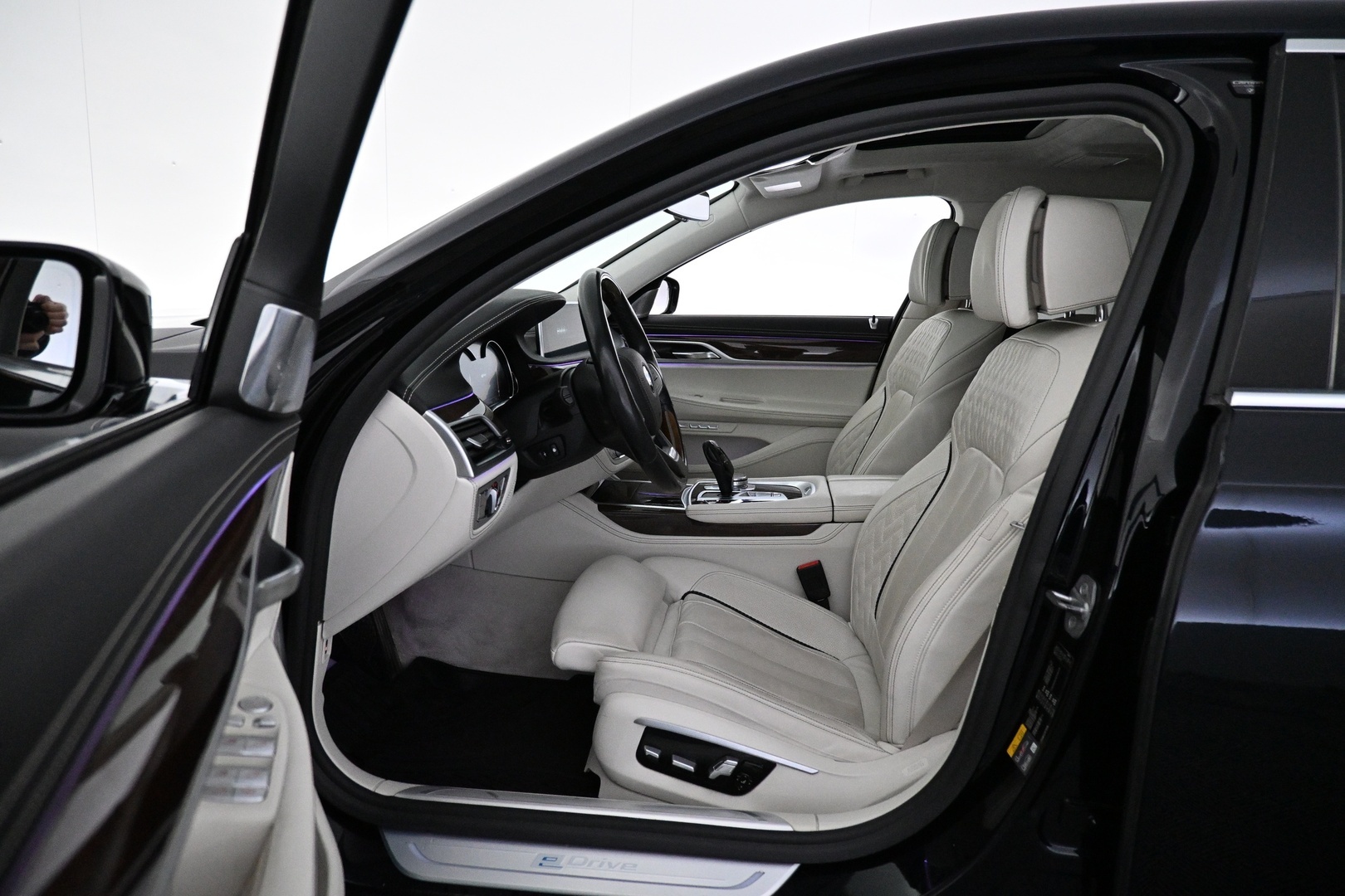 BMW 740 2018