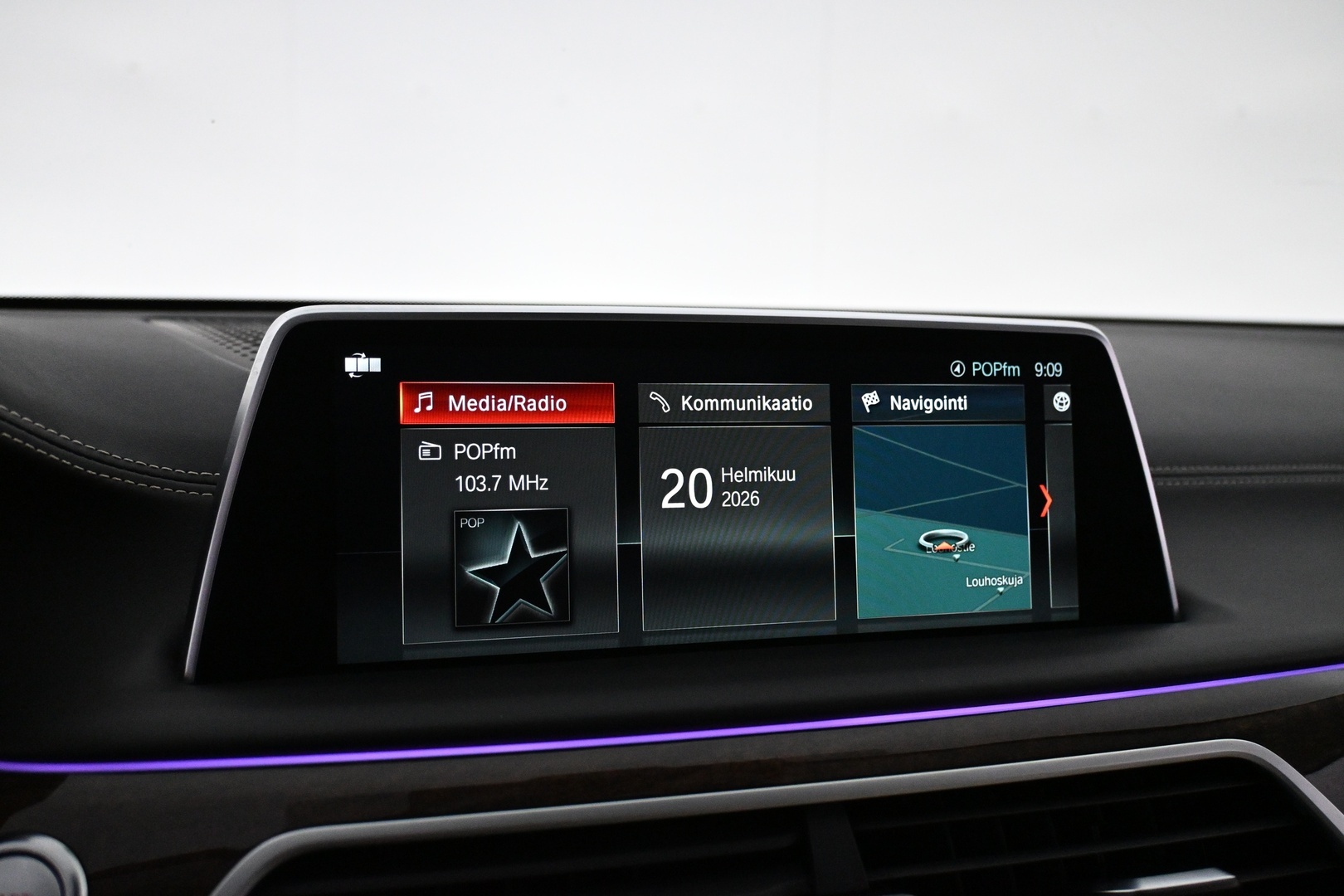 BMW 740 2018