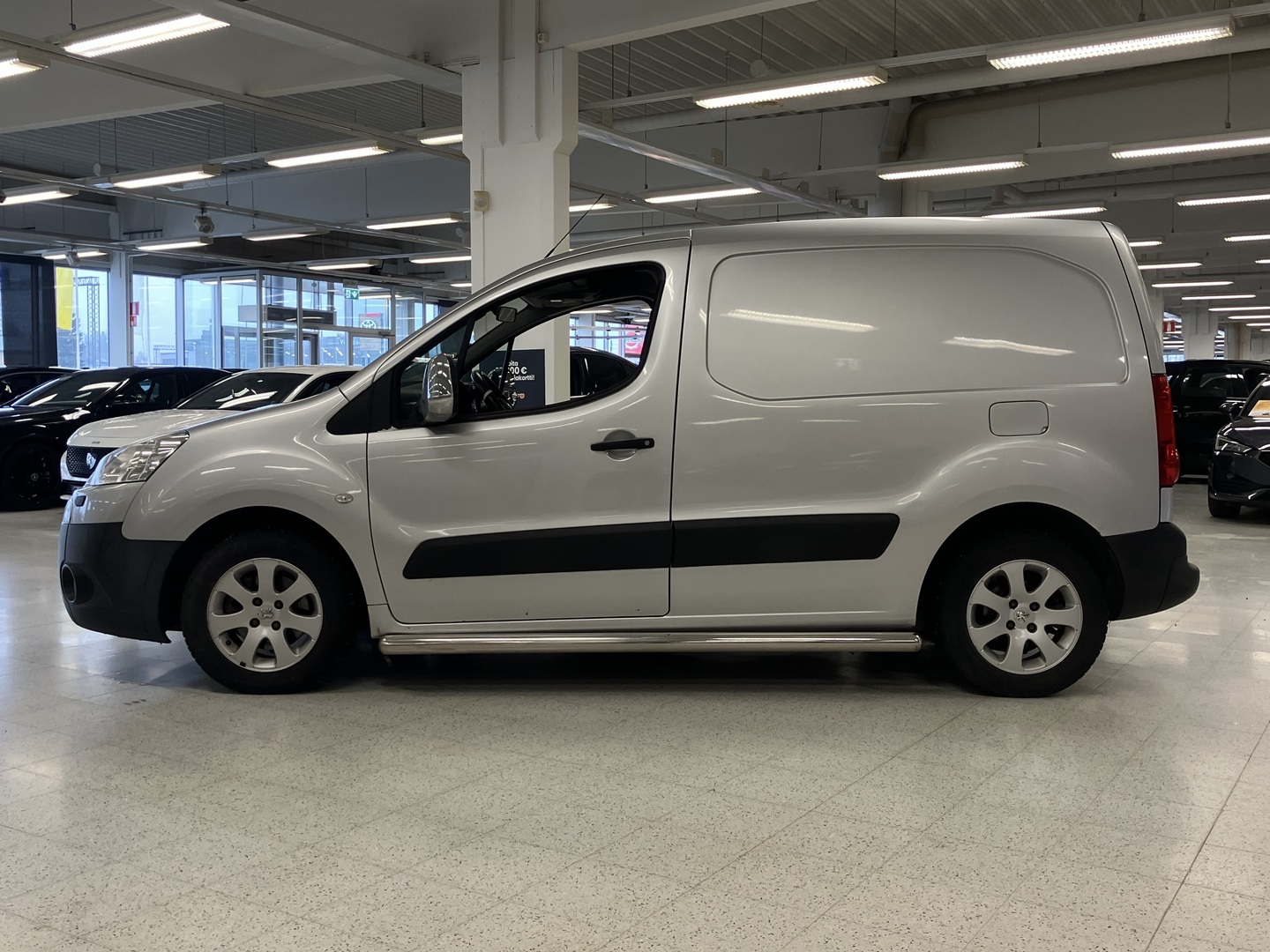 PEUGEOT Partner 2011