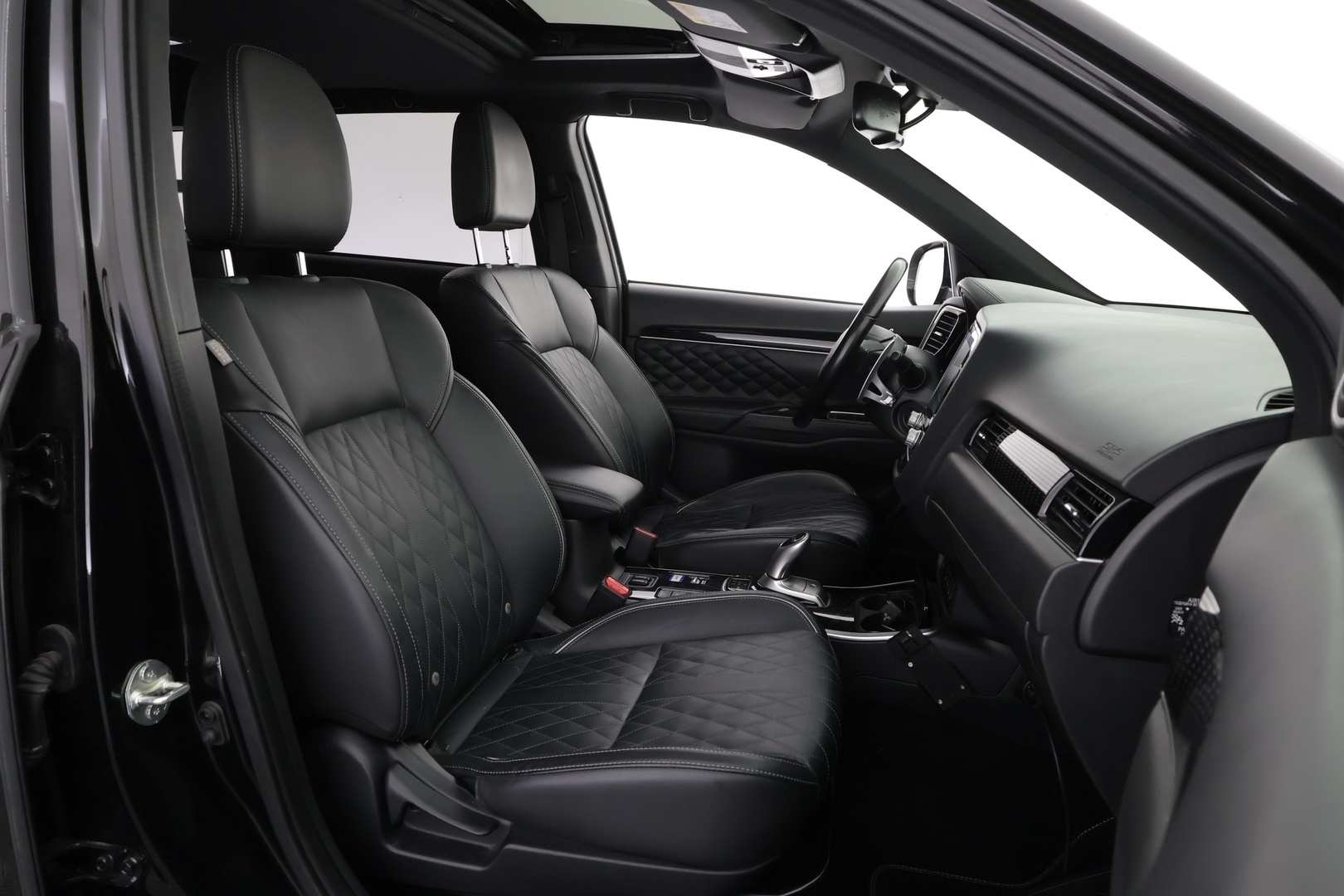 MITSUBISHI Outlander PHEV 2020