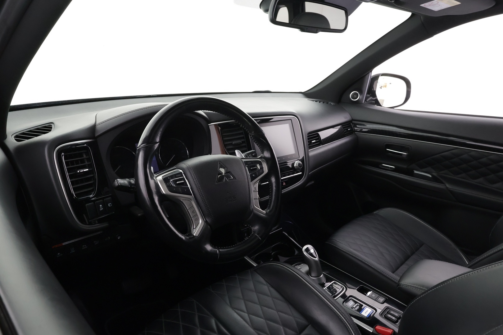 MITSUBISHI Outlander PHEV 2020